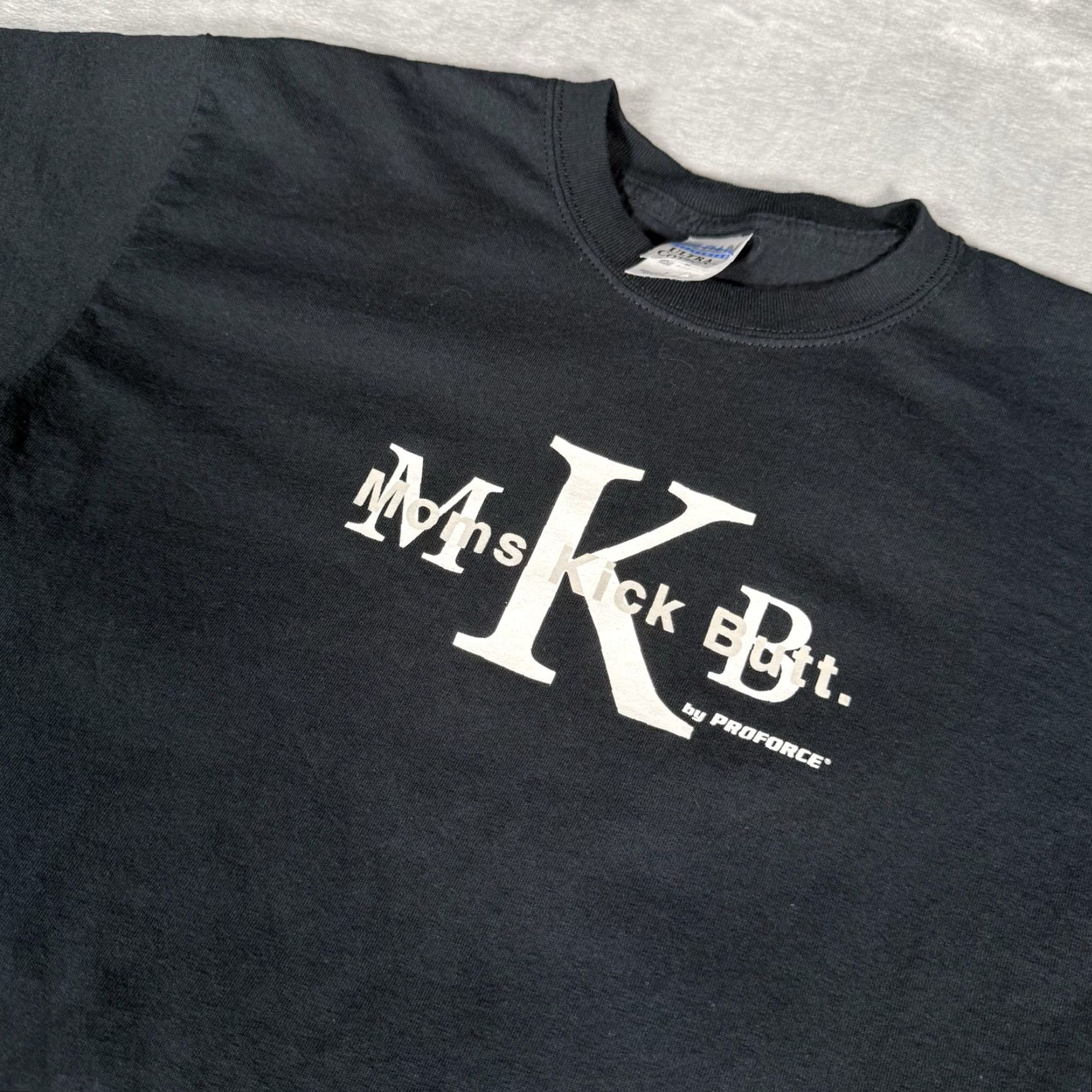 Gildan VINTAGE Moms Kick Butt T Shirt Mens M Calvin Klein Parody Washed Black Y2K Size US M / EU 48-50 / 2 - 2 Thumbnail