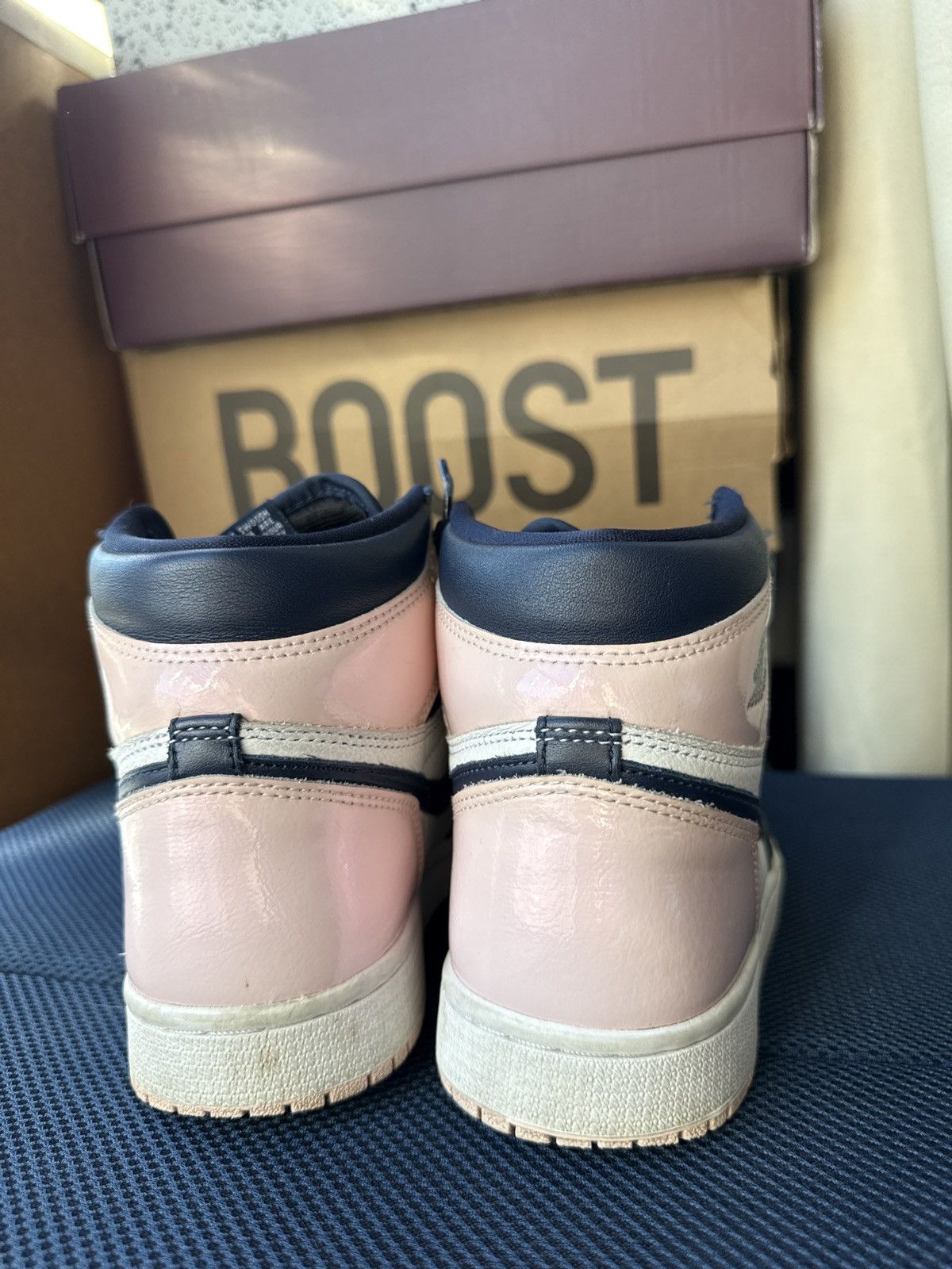 Jordan Brand Wmms Air Jordan 1 Retro High OG SE Bubble gum Size US 8 / EU 41 - 5 Thumbnail