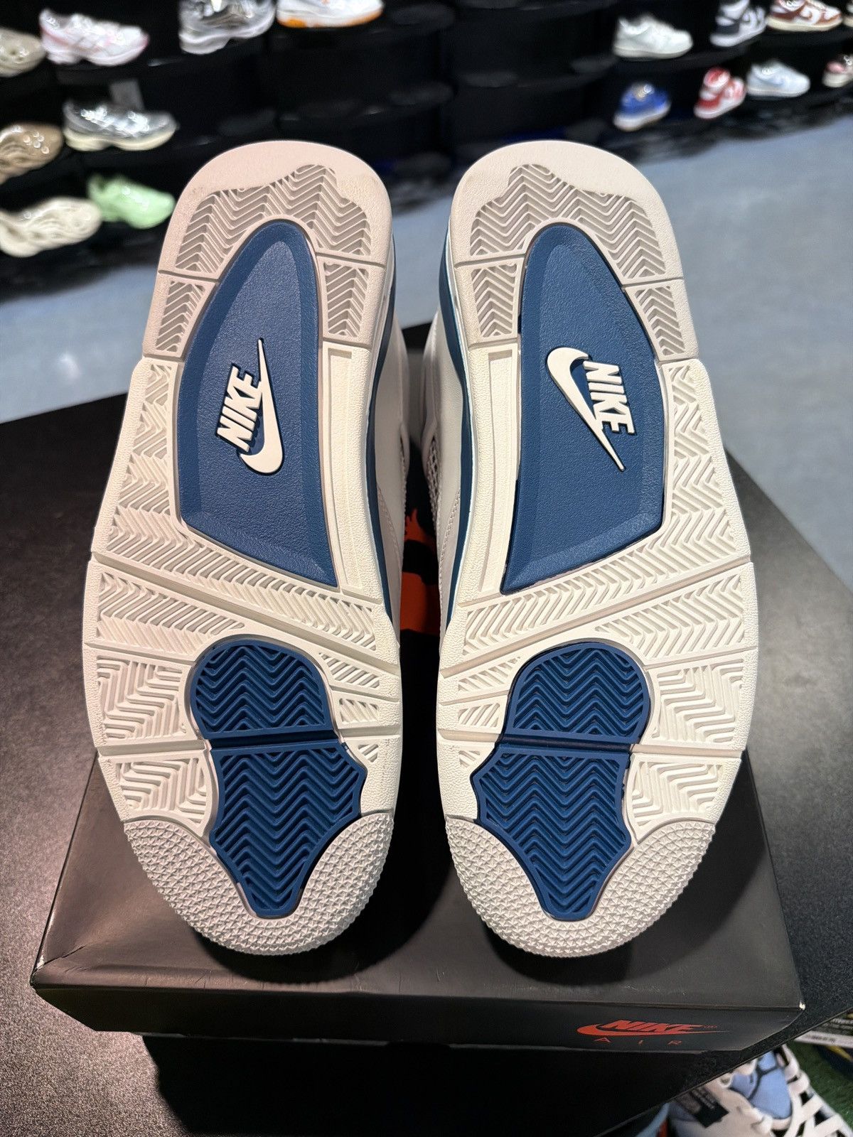 Jordan Brand Jordan 4 Military Blue Size-11.5 Brand New Quick Shipping Size US 11.5 / EU 44-45 - 8 Thumbnail