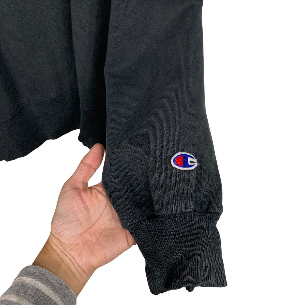 Champion CHAMPION Small Logo Crewneck Sweatshirt #1630-C73 Size US XL / EU 56 / 4 - 7 Thumbnail