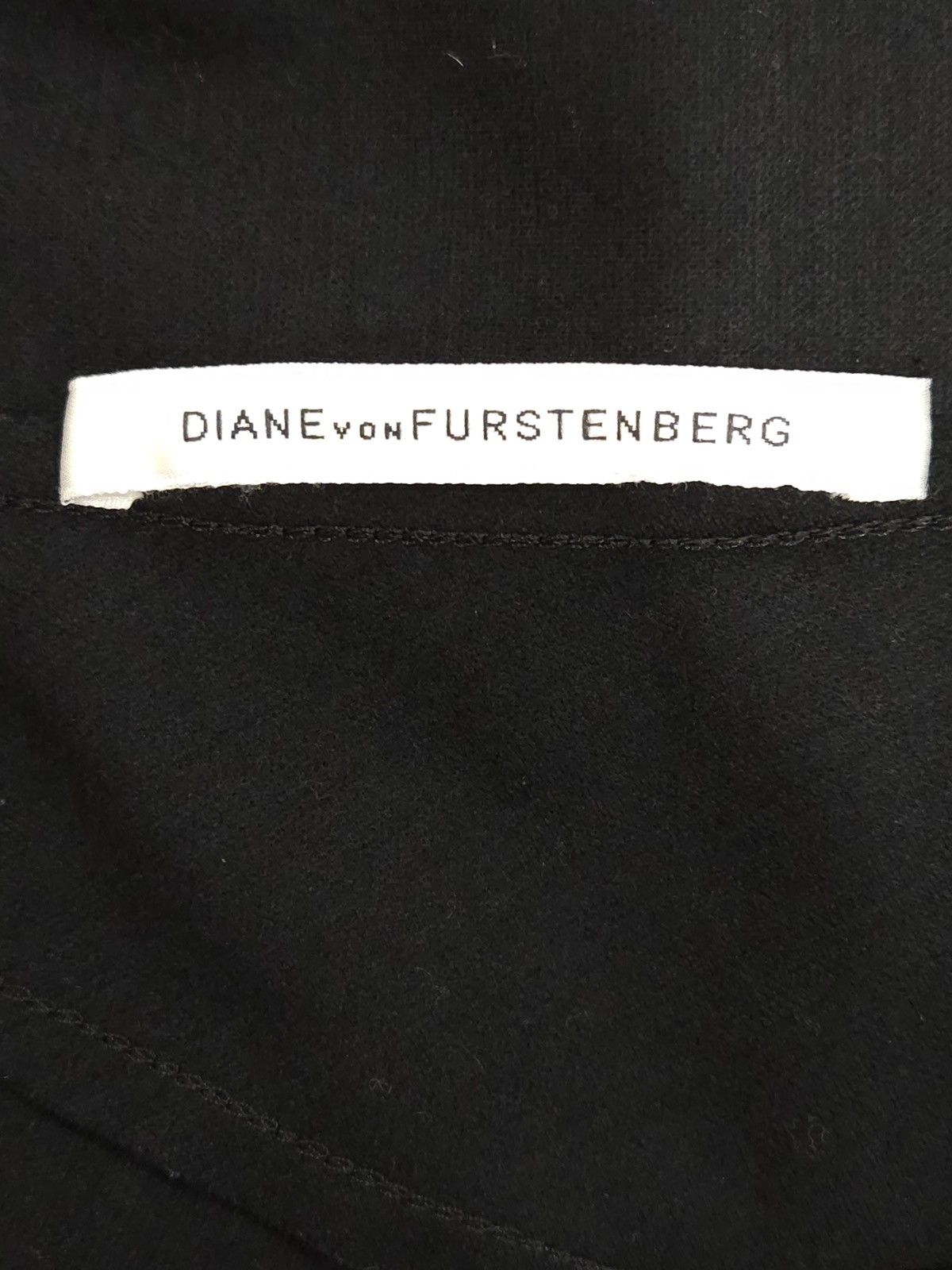Diane von Furstenberg × Vintage DIANE VON FURSTENBERG Wool Elastic Slim-Fit Ruffled Dress Size S / US 4 / IT 40 - 22 Thumbnail
