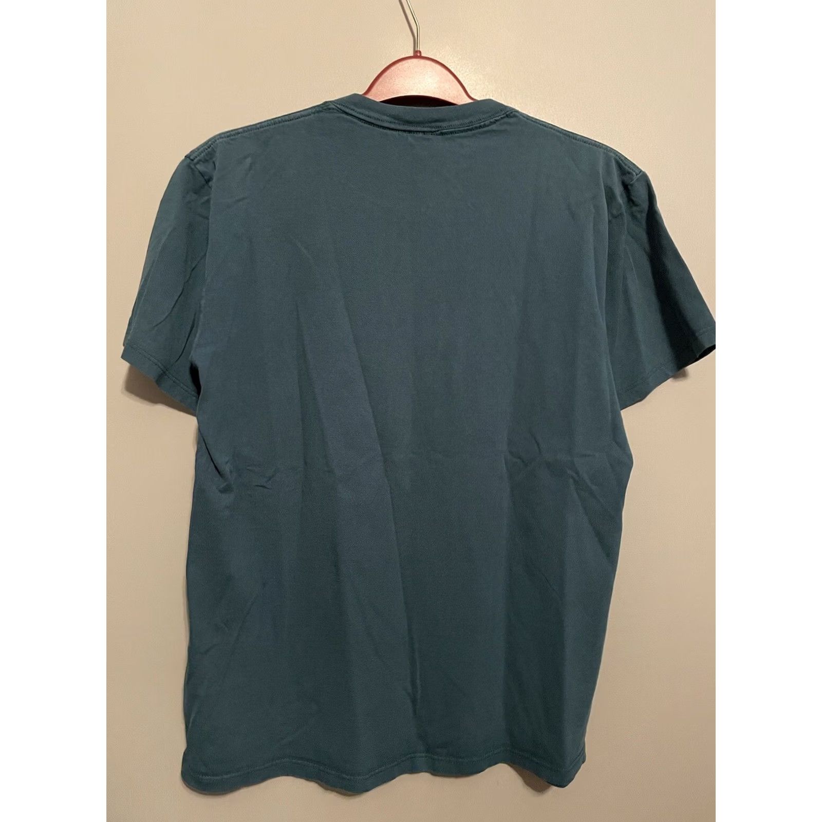 Delta VINTAGE Delta Dolphin T-Shirt Unisex Adults L Crew Neck Short Sleeve Blue/green 1990s Animals Beach Florida Nautical USA Dolphins Shirt Mens Womens Size US L / EU 52-54 / 3 - 5 Thumbnail