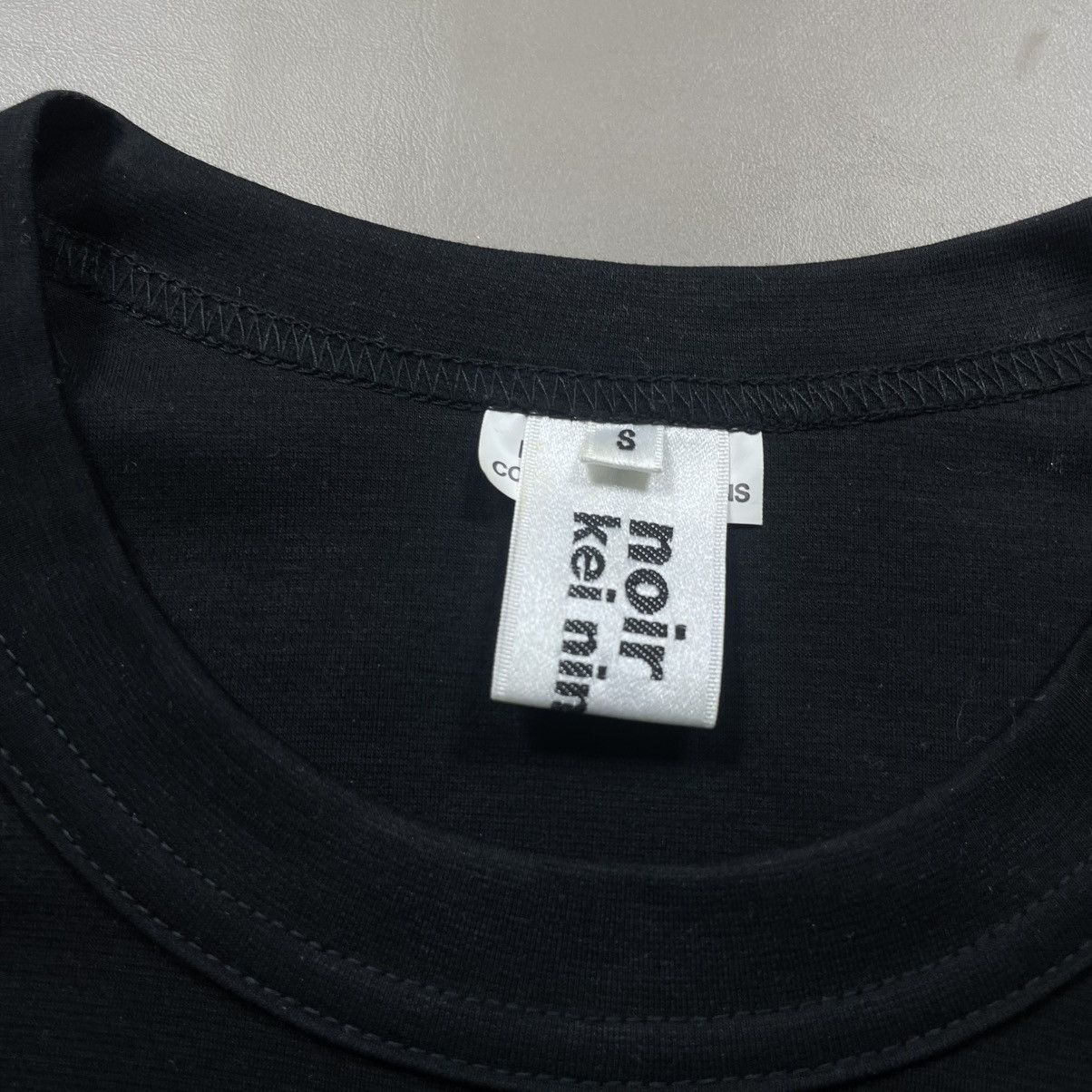 Comme des Garcons NOR KEI NINOMIYA BLACK ORGANZA SLEEVE T-SHIRT Size S / US 4 / IT 40 - 3 Thumbnail