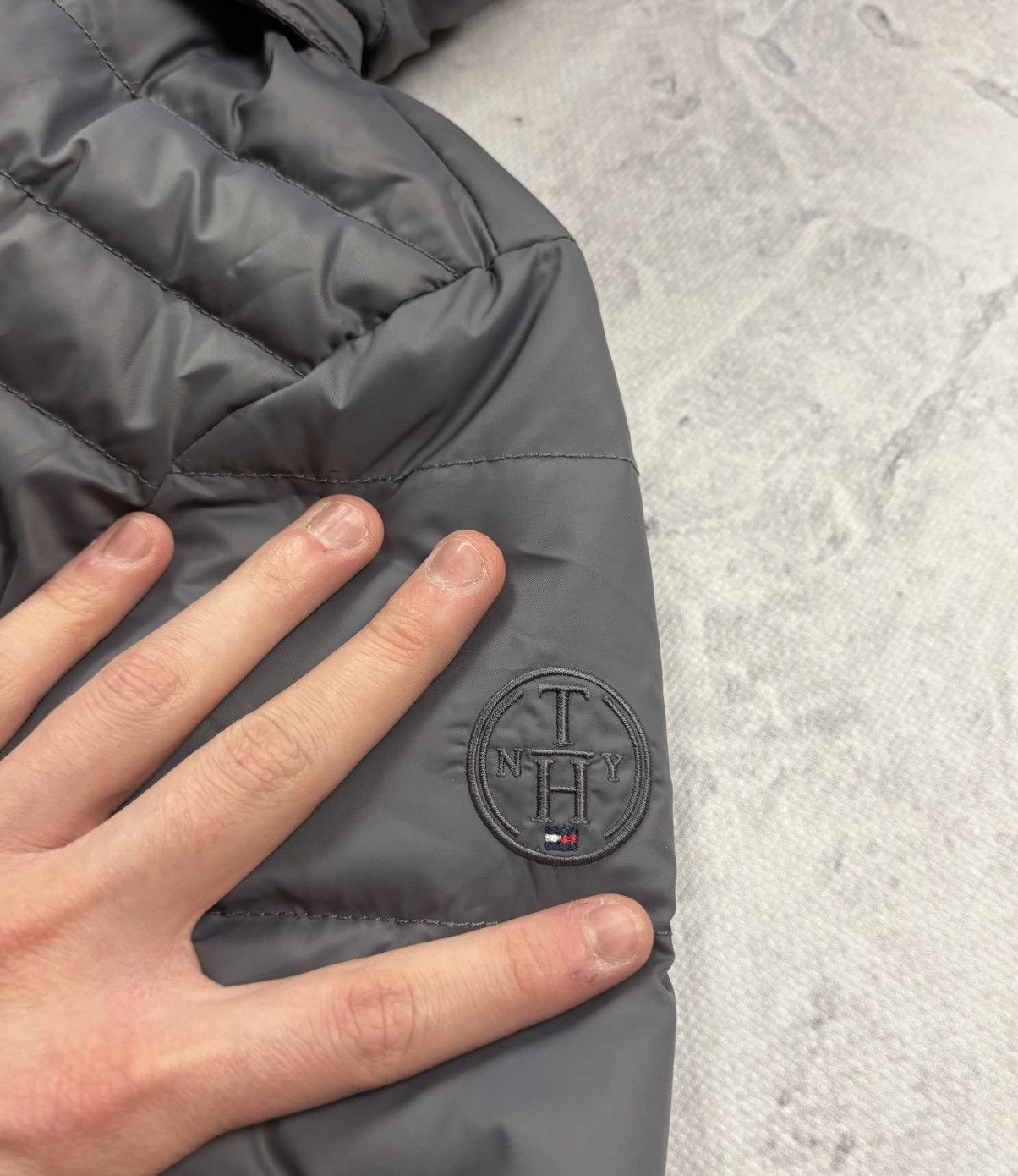 Tommy Hilfiger Vintage Tommy Hilfiger parka down Puffer jacket small haft Size S / US 4 / IT 40 - 6 Thumbnail