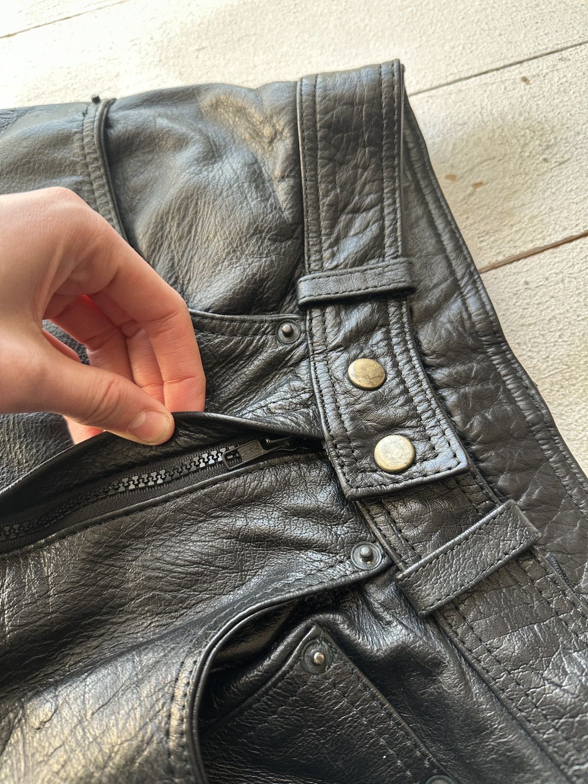 Leather HAVEBA 🚨VNTG leather pants motorcycles Black LUXURY Y2K Size 25" / US 0 / IT 36 - 8 Thumbnail