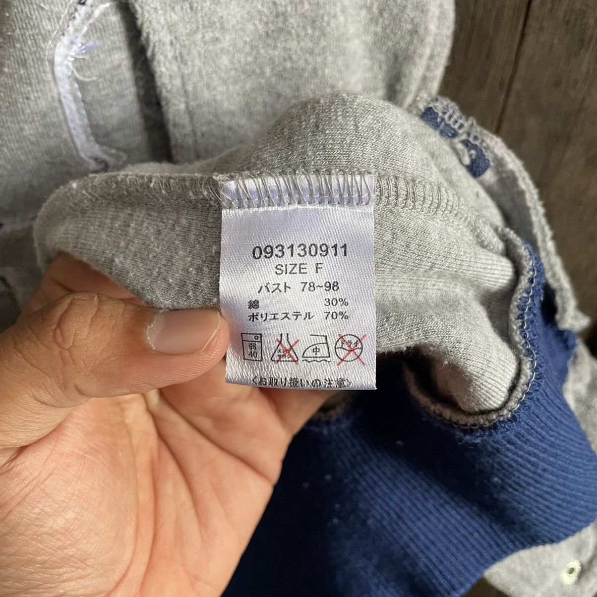 Japanese Brand Vintage Moon Blue Moon Hoodie Size US S / EU 44-46 / 1 - 7 Thumbnail