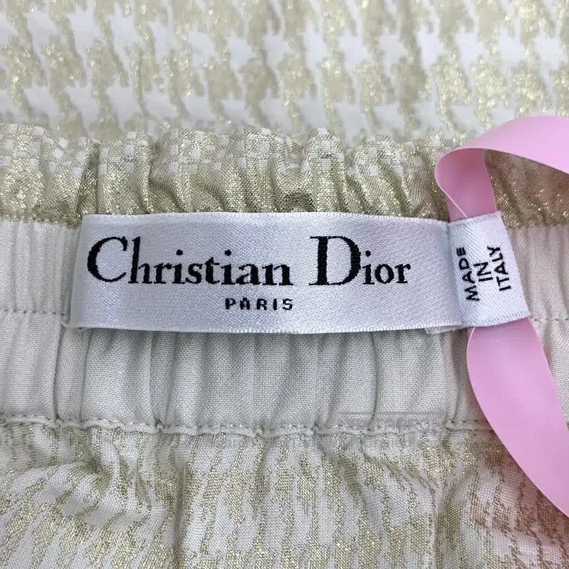 Dior Dior Beige Women's Half Skirt . Size 23" - 5 Thumbnail