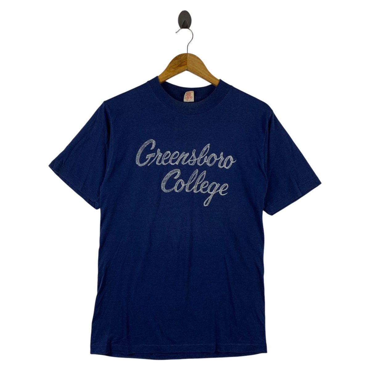 Vintage Vintage 90s GREENSBORO COLLAGE Big spellout tee Size US L / EU 52-54 / 3 - 1 Thumbnail