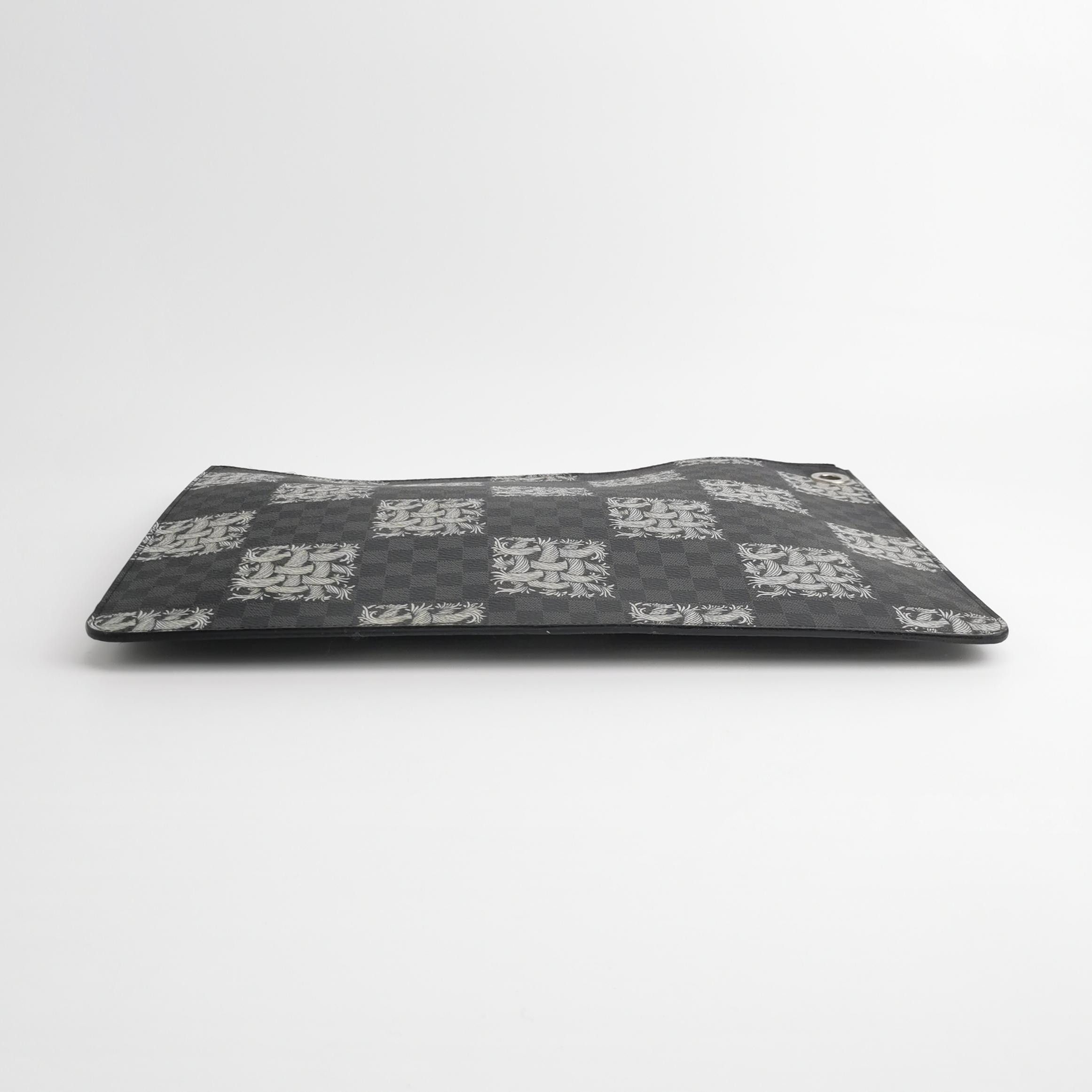 Louis Vuitton Louis Vuitton (LV) Christopher Nemeth Discovery Pochette Ch Size ONE SIZE - 2 Thumbnail