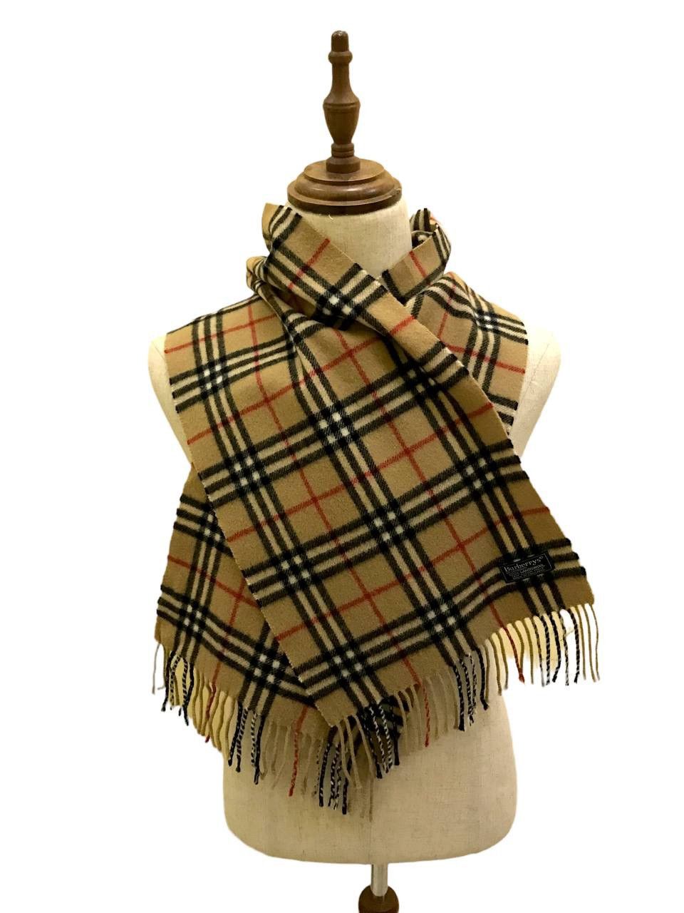 Burberry Burberrys Vintage Novacheck Scarf / Muffler Size ONE SIZE - 1 Thumbnail