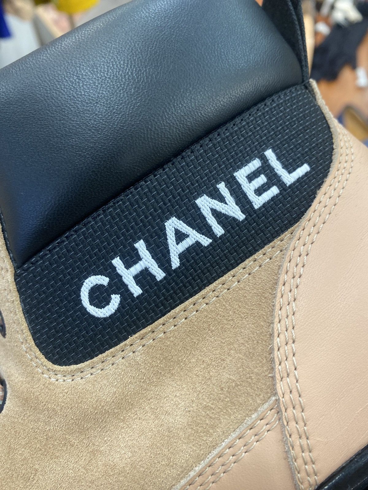 Chanel Chanel lace-up ankle boots in leather and suede logo, 41.5С. Size US 11.5 / IT 41.5 - 12 Thumbnail