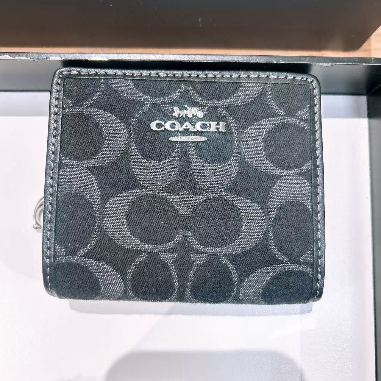 Coach Snap Wallet In Signature Denim CDF22 Size ONE SIZE - 2 Thumbnail