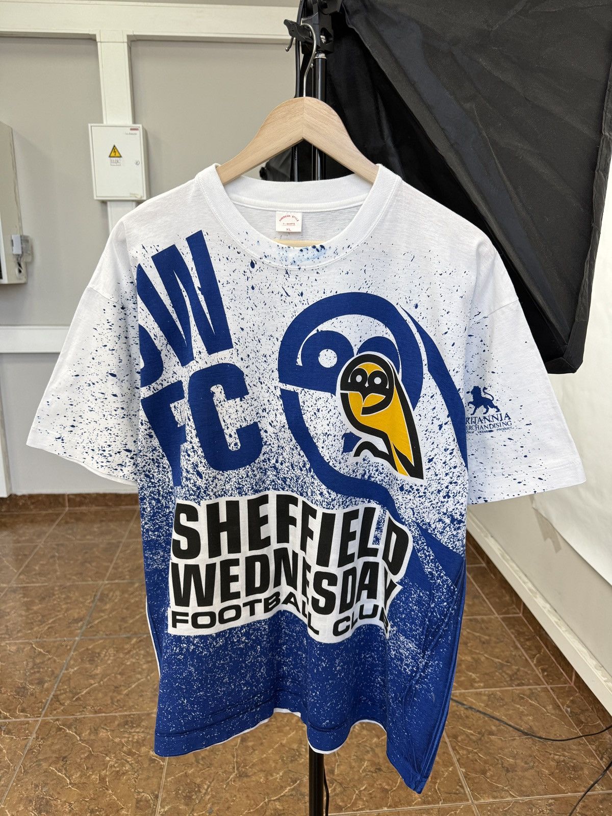 Vintage 🇬🇧 Vintage 90s Sheffield Wednesday Football Club T-Shirt Size US XL / EU 56 / 4 - 1 Thumbnail