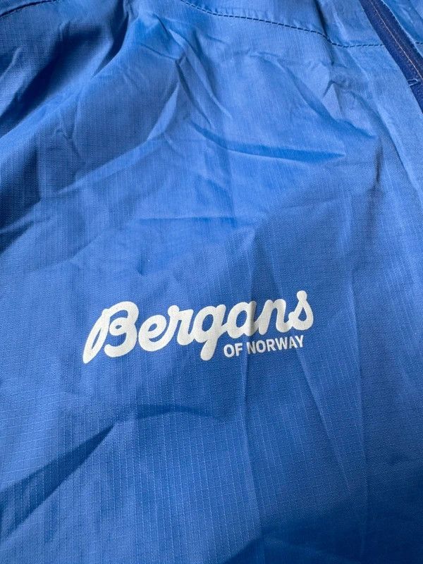 Bergans Bergans of Norway 5070 Sky Jacket Waterproof Hardshell L Size US L / EU 52-54 / 3 - 7 Thumbnail