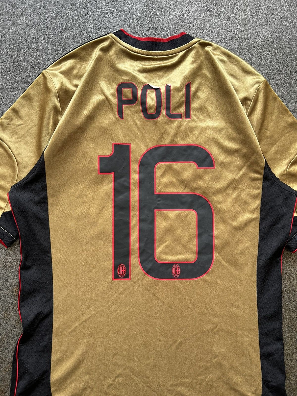 Adidas × Vintage AC Milan Soccer Jersey Size US M / EU 48-50 / 2 - 6 Thumbnail