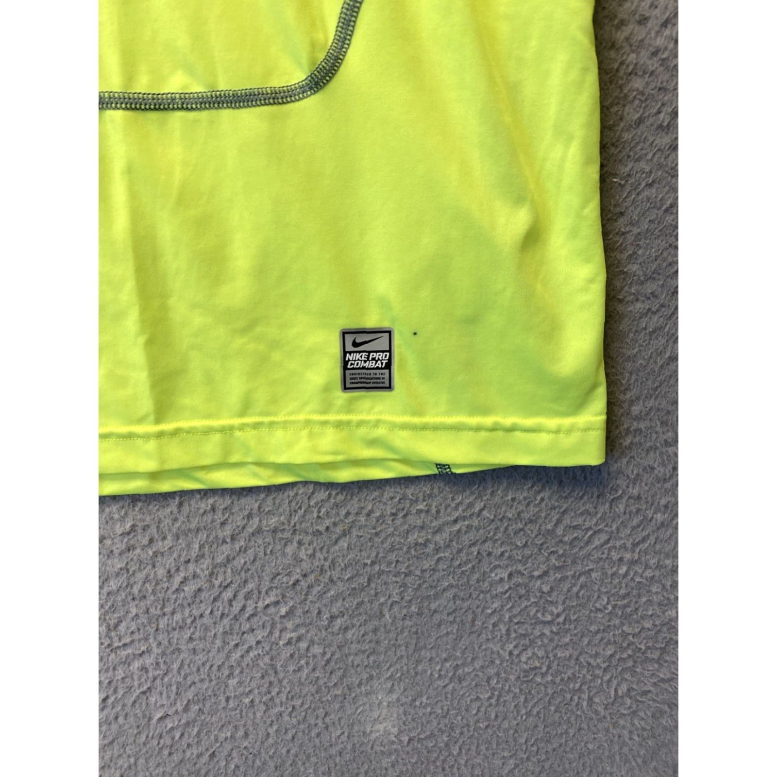 Nike Nike Pro Neon Fluorescent Shirt Short Sleeve Women's XXL Yellow Hi Visibility Athletic Nike Pro Neon Shirt Size XXL / US 16-18 / IT 52-54 - 2 Thumbnail