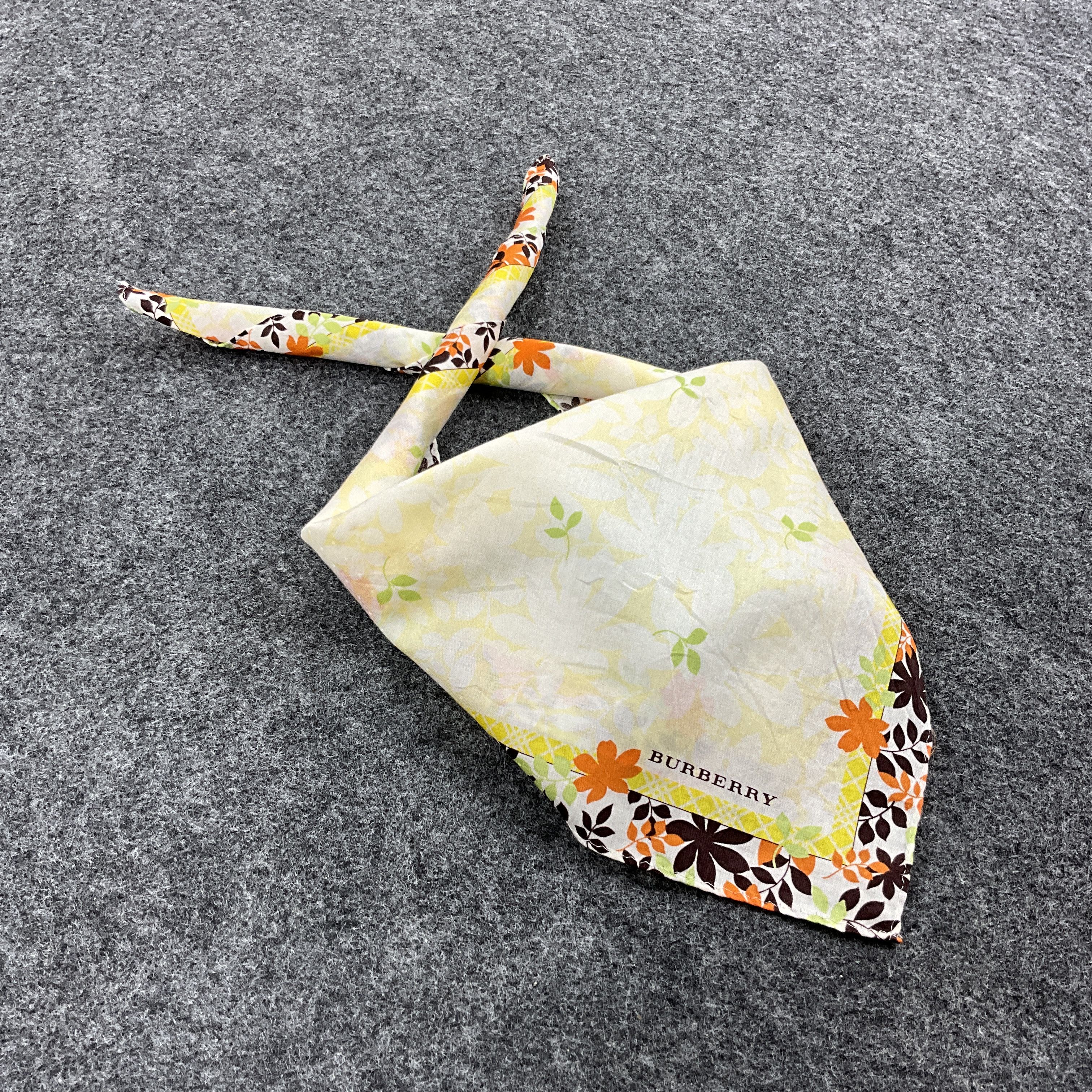 Burberry Burberrys Handkerchief / Bandana / Neckerchief B013 Size ONE SIZE - 8 Thumbnail