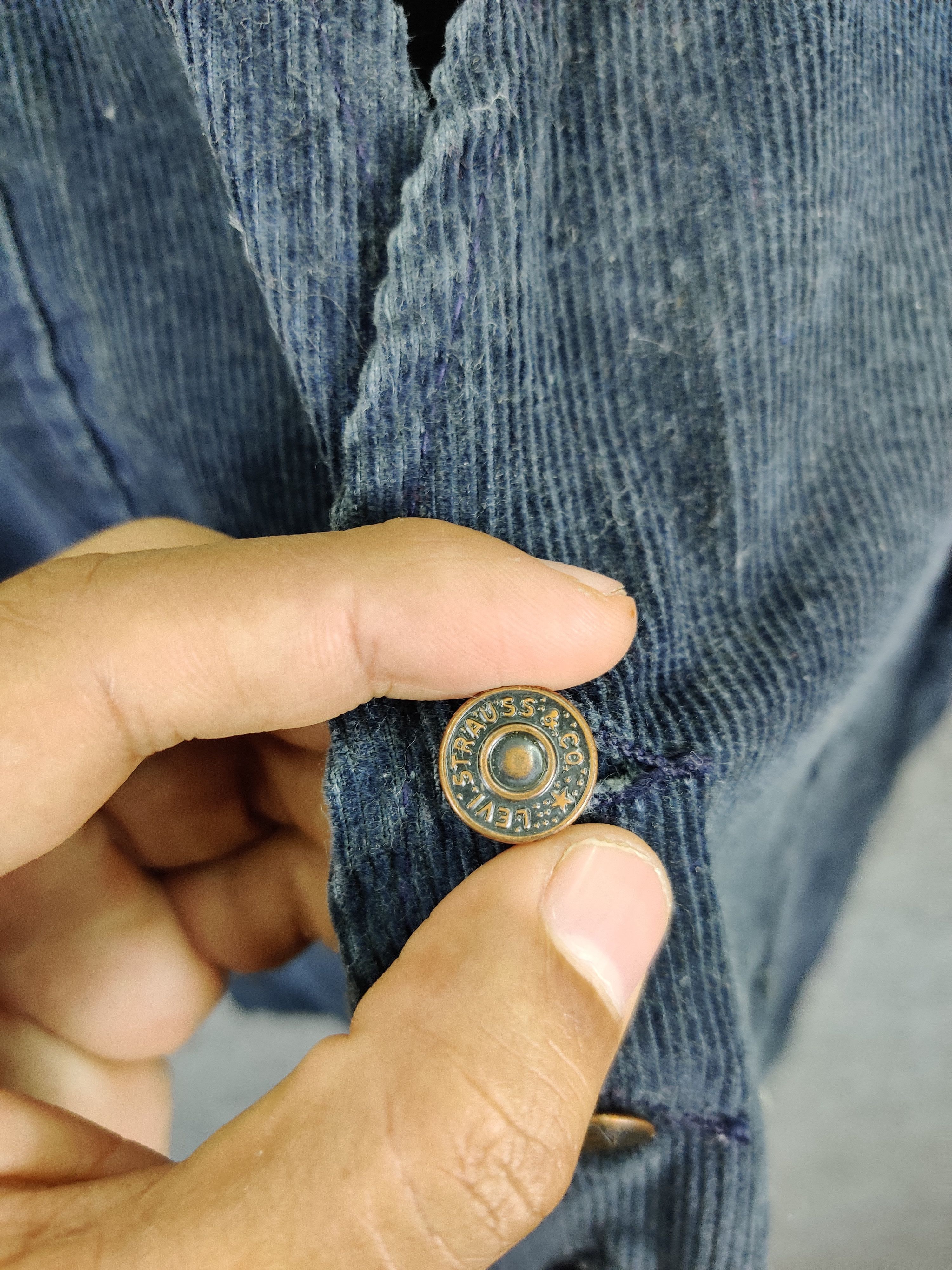 Levi's Vintage Clothing Vintage 90's Levi's Corduroy Buttons Ups Vest Size US M / EU 48-50 / 2 - 8 Thumbnail