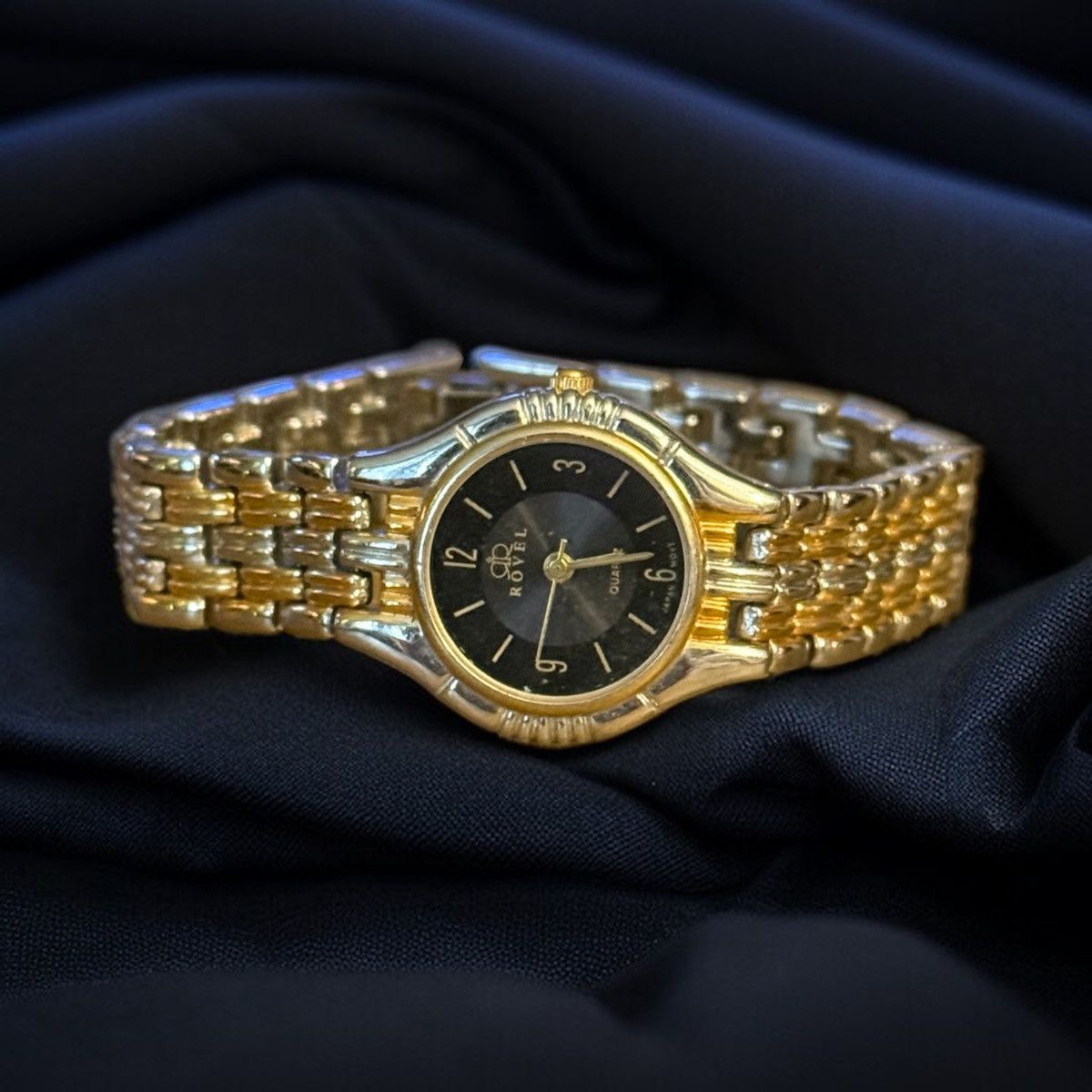 Vintage Vintage Rovel two tone quartz watch Size ONE SIZE - 1 Thumbnail