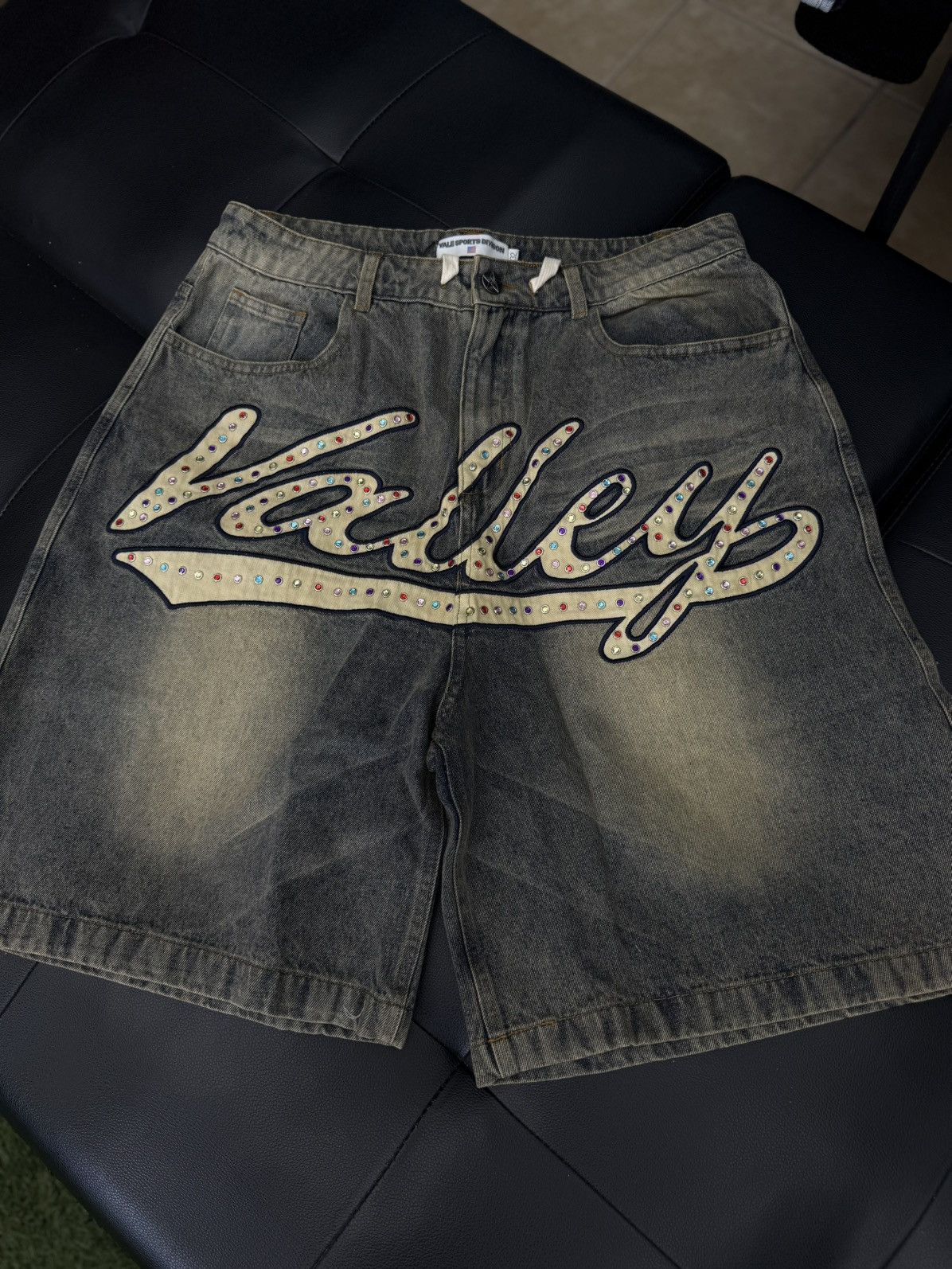 Vale Valley Vale Skittles Shorts Size 32 Blue (NEW) Size US 32 / EU 48 - 2 Thumbnail
