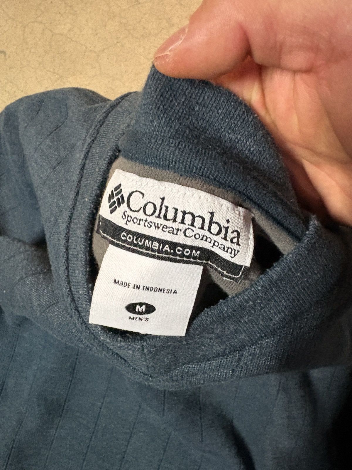 Columbia Vintage 00’s Columbia V-Neck Boxy Sweater Dark Teal Size Med Size US M / EU 48-50 / 2 - 4 Thumbnail