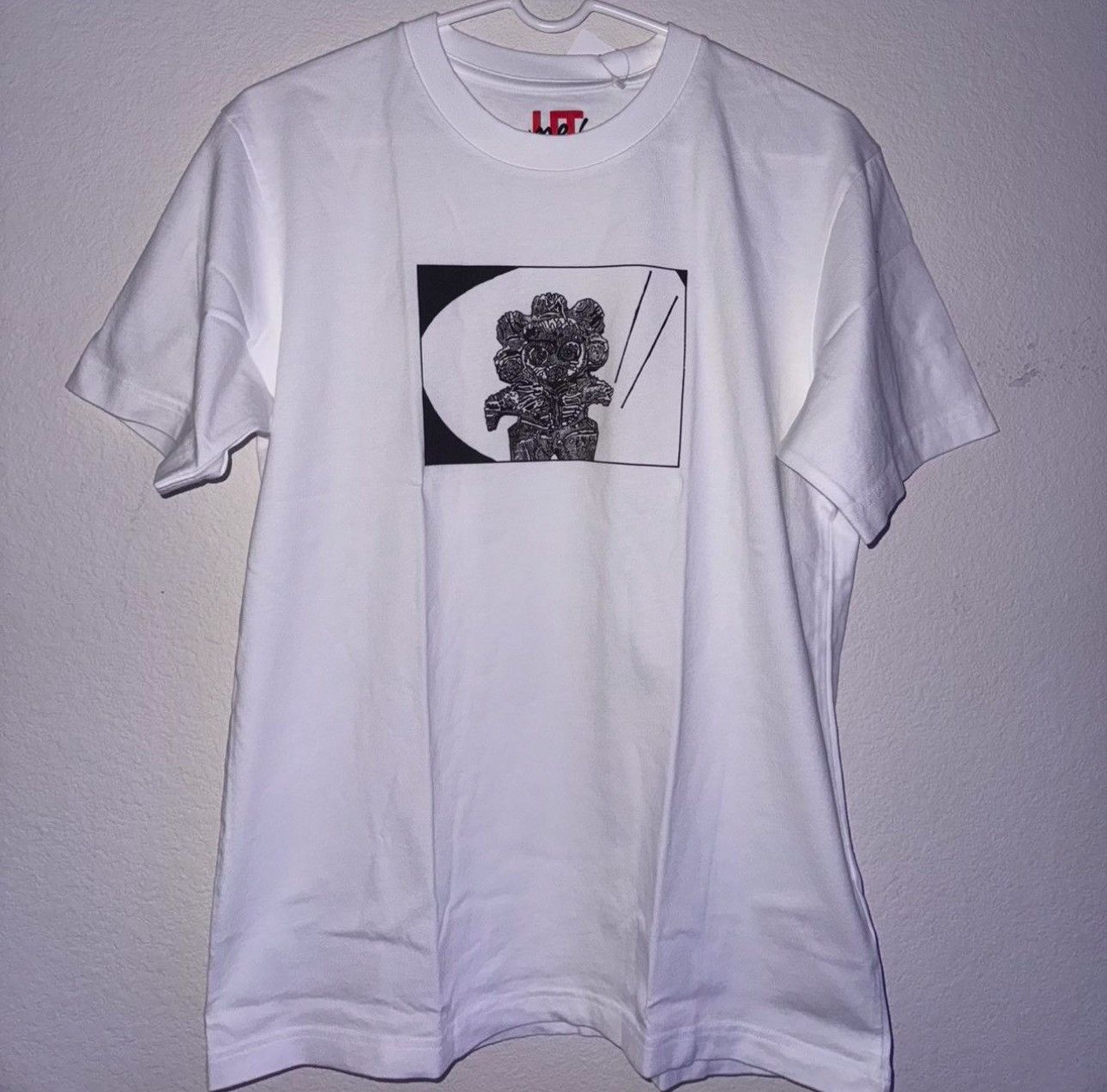 Designer × Uniqlo Japanese White T-Shirt Brand New Uniqlo Size Mens Medium New Size US M / EU 48-50 / 2 - 1 Thumbnail