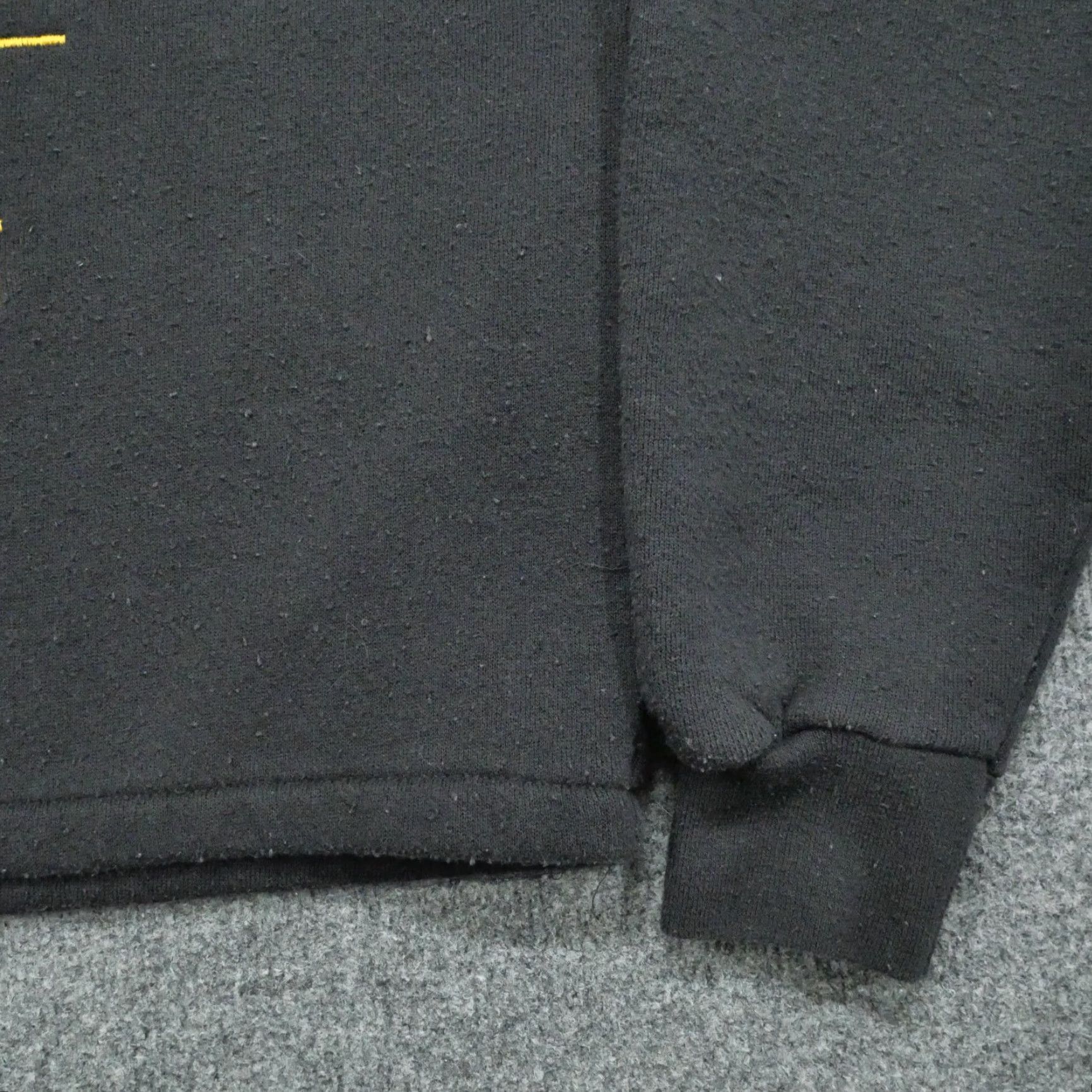 Vintage VINTAGE Tiger Sweatshirt Womens M Black Cropped 90s High School Wellington Crew Neck Pullover Raglan Sleeve Cotton Blend Fleece Embroidery Size M / US 6-8 / IT 42-44 - 5 Thumbnail
