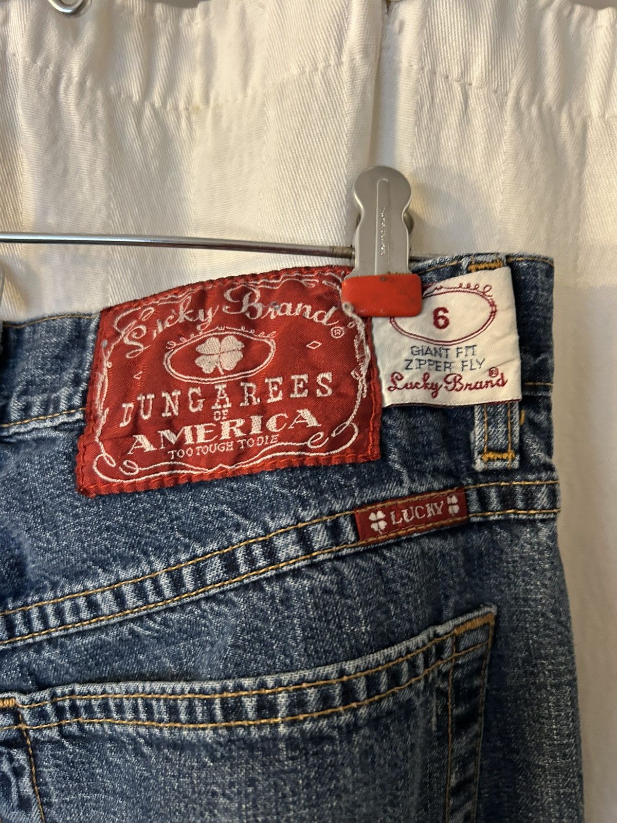 Lucky Brand Jeans: lucky brand red label distressed sz 32 sz 6 md in us Size 32" / US 10 / IT 46 - 5 Thumbnail