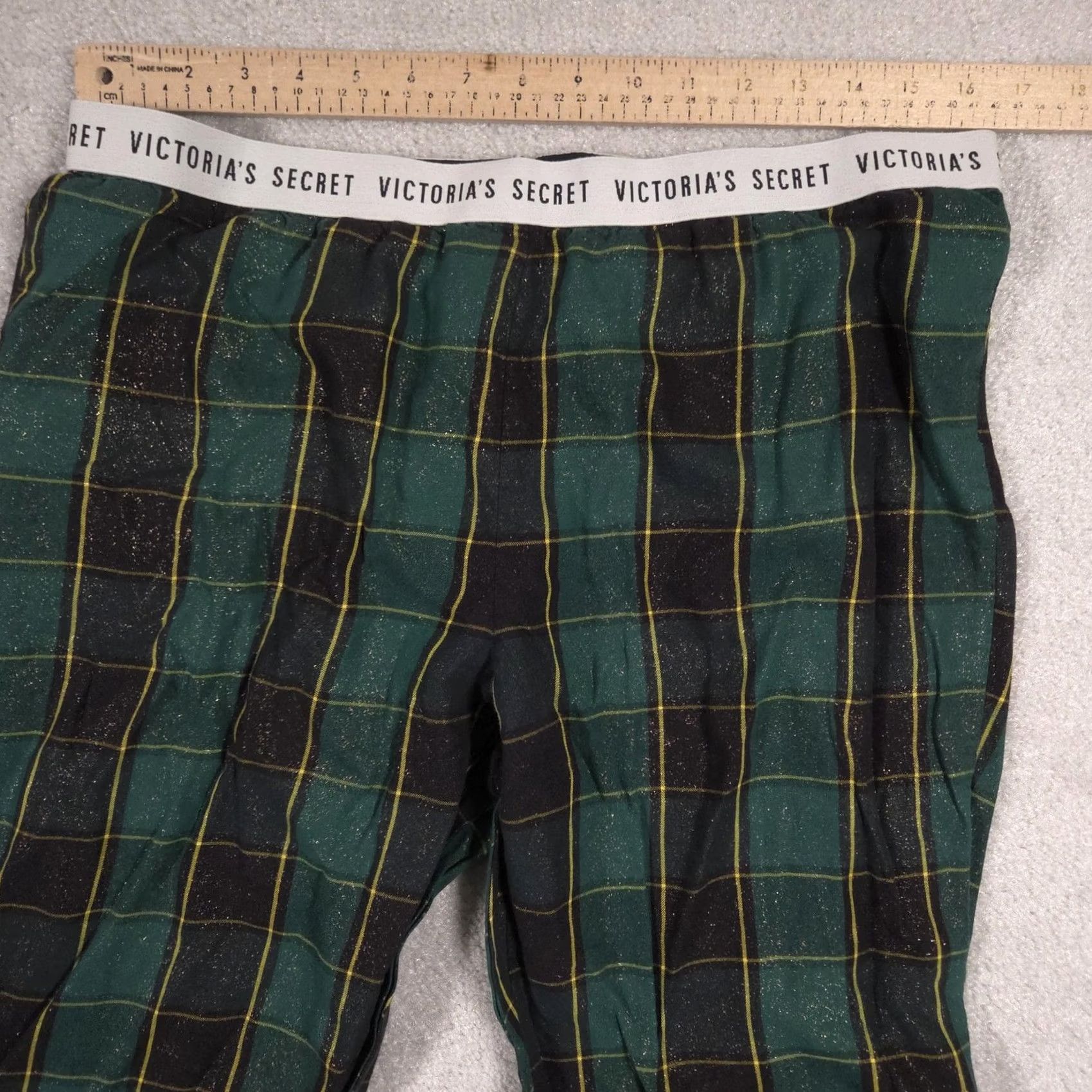 Victoria's Secret Victoria's Secret Pajama Pants Womens Large Green Plaid Glitter Logo Waist L/G/170/80A Womens Size 36" / US 14 / IT 50 - 6 Thumbnail