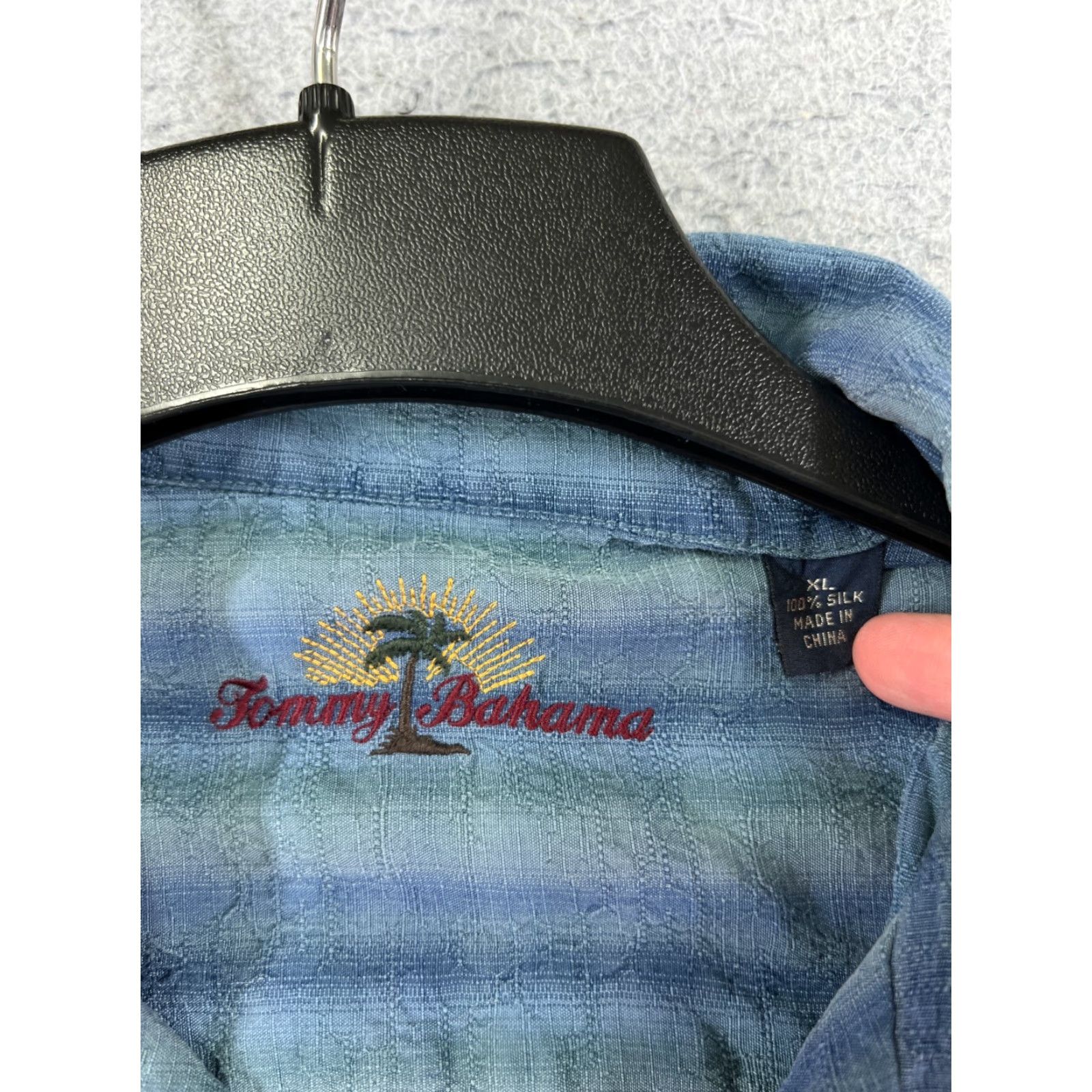 Tommy Bahama Tommy Bahama Shirt Men Extra Large Blue Stripe 100% Silk Button Up Hawaiian Size US XL / EU 56 / 4 - 7 Thumbnail