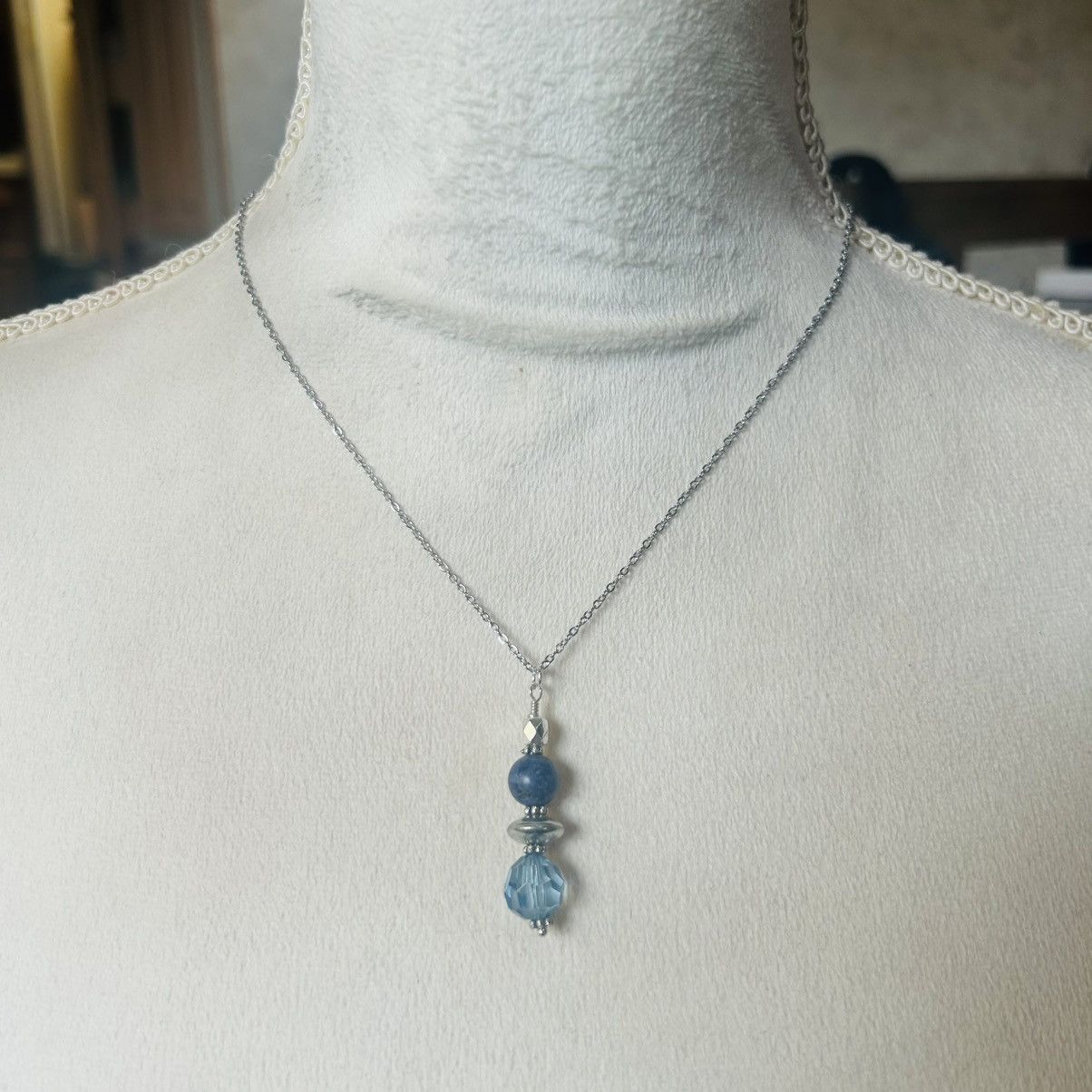 Handmade Handcrafted genuine sodalite vintage crystal beaded necklace Size ONE SIZE - 3 Thumbnail