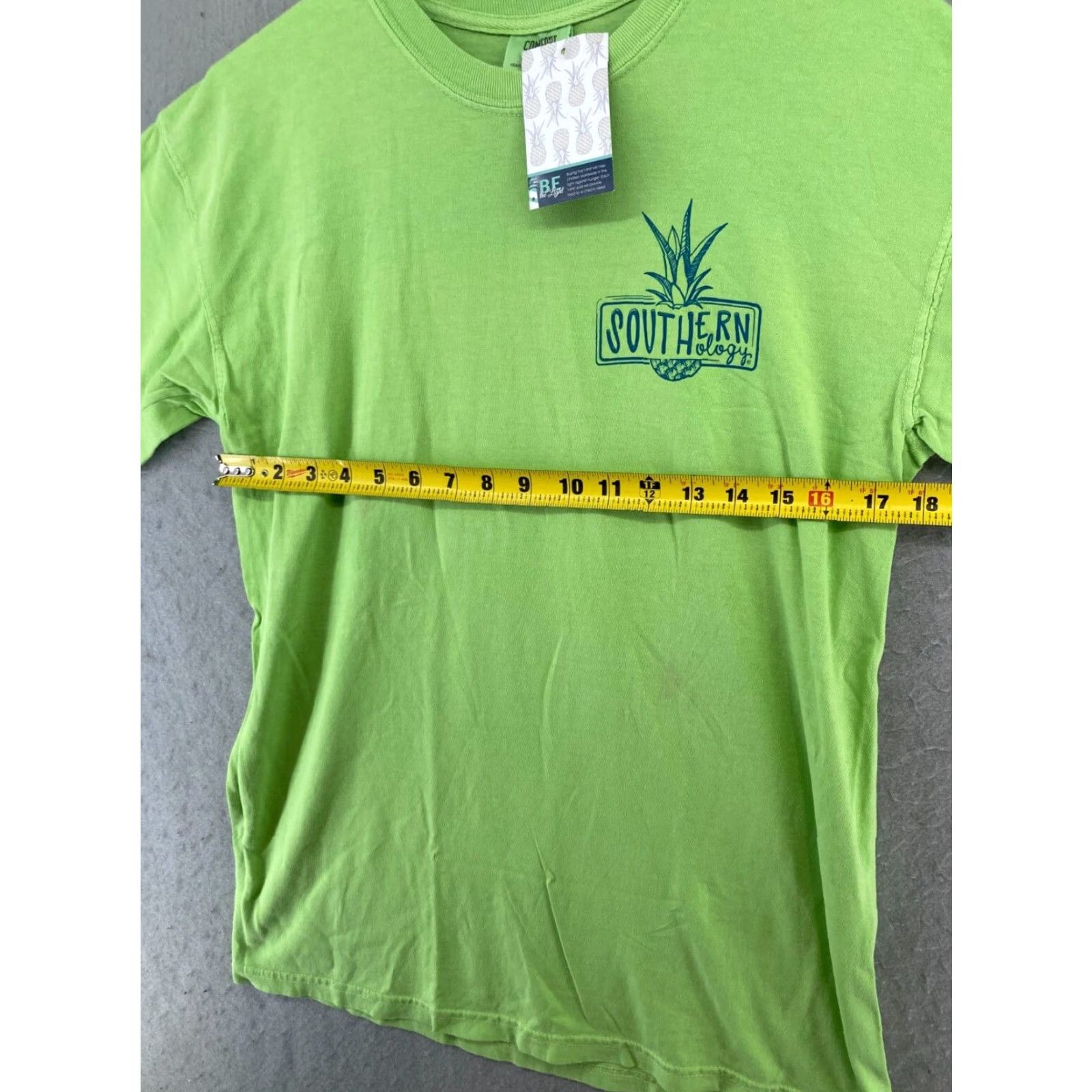 Comfort Colors Comfort Colors Women's T-Shirt Medium Green Pineapple Rainbow Graphic Print Casual Short Sleeve Crew Neck NWT Size M / US 6-8 / IT 42-44 - 2 Thumbnail