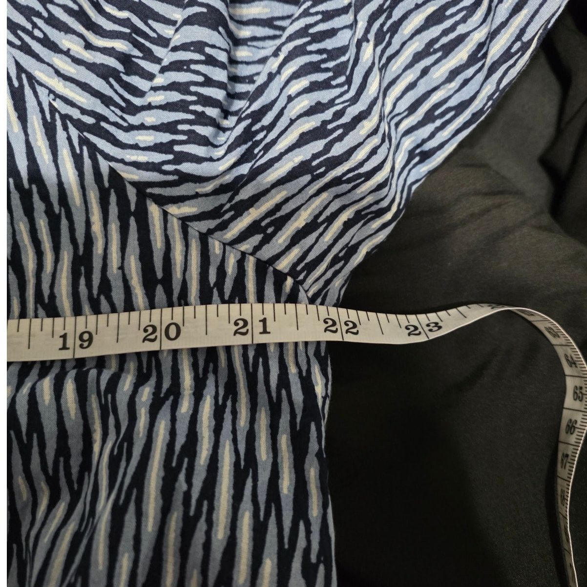 Banana Republic Banana Republic Tiered Ruffled Blouse Blue/White - Large Size L / US 10 / IT 46 - 5 Thumbnail