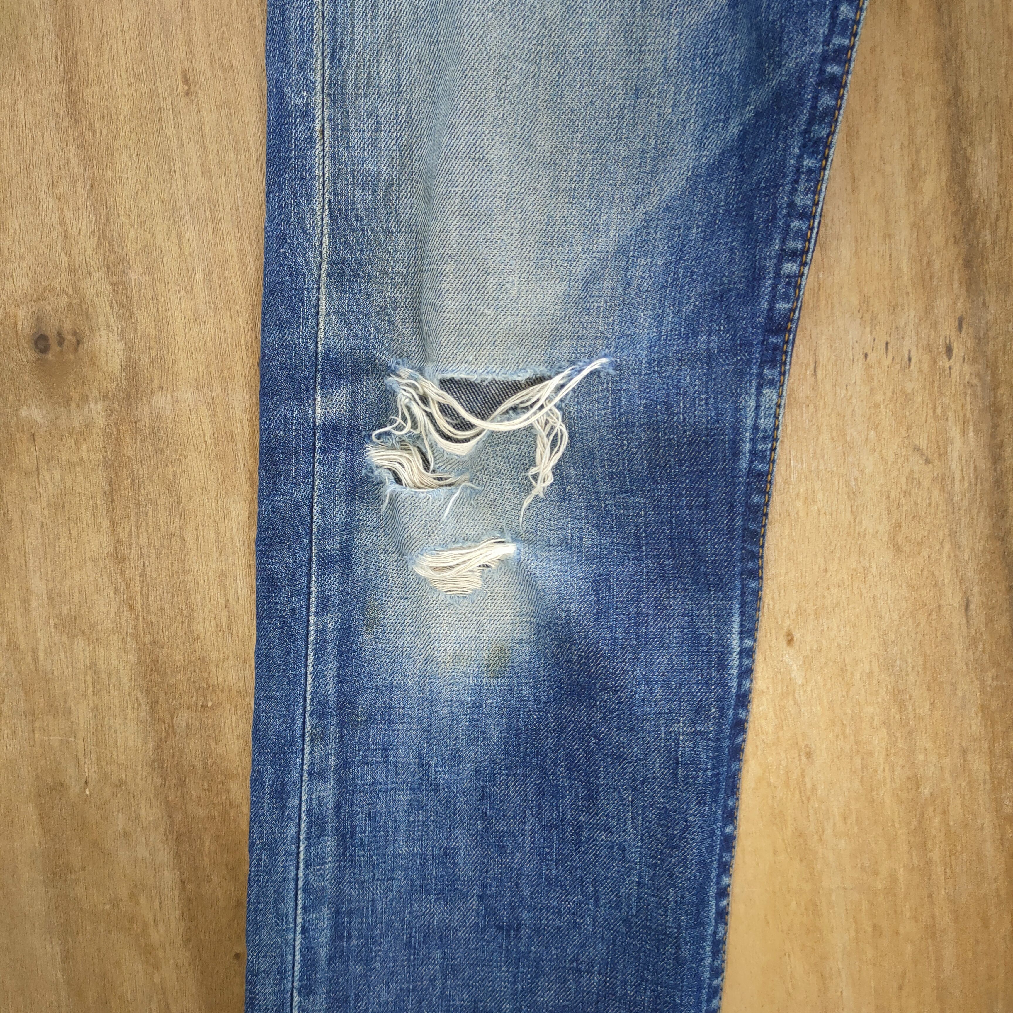 Levi's Vintage Clothing VINTAGE LEVI'S 505 FADED DISTRESSED DENIM JEANS PANTS Size US 28 / EU 44 - 10 Thumbnail