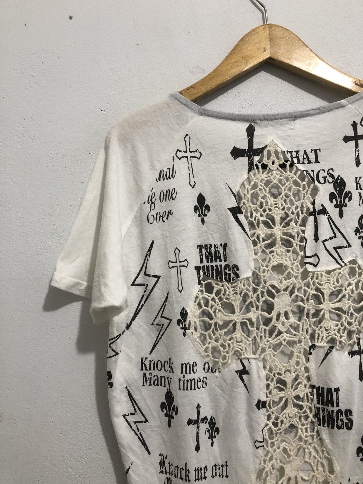 Beauty Beast Japanese Gothic Poem Tribal Rock Punk Style Size US M / EU 48-50 / 2 - 7 Thumbnail