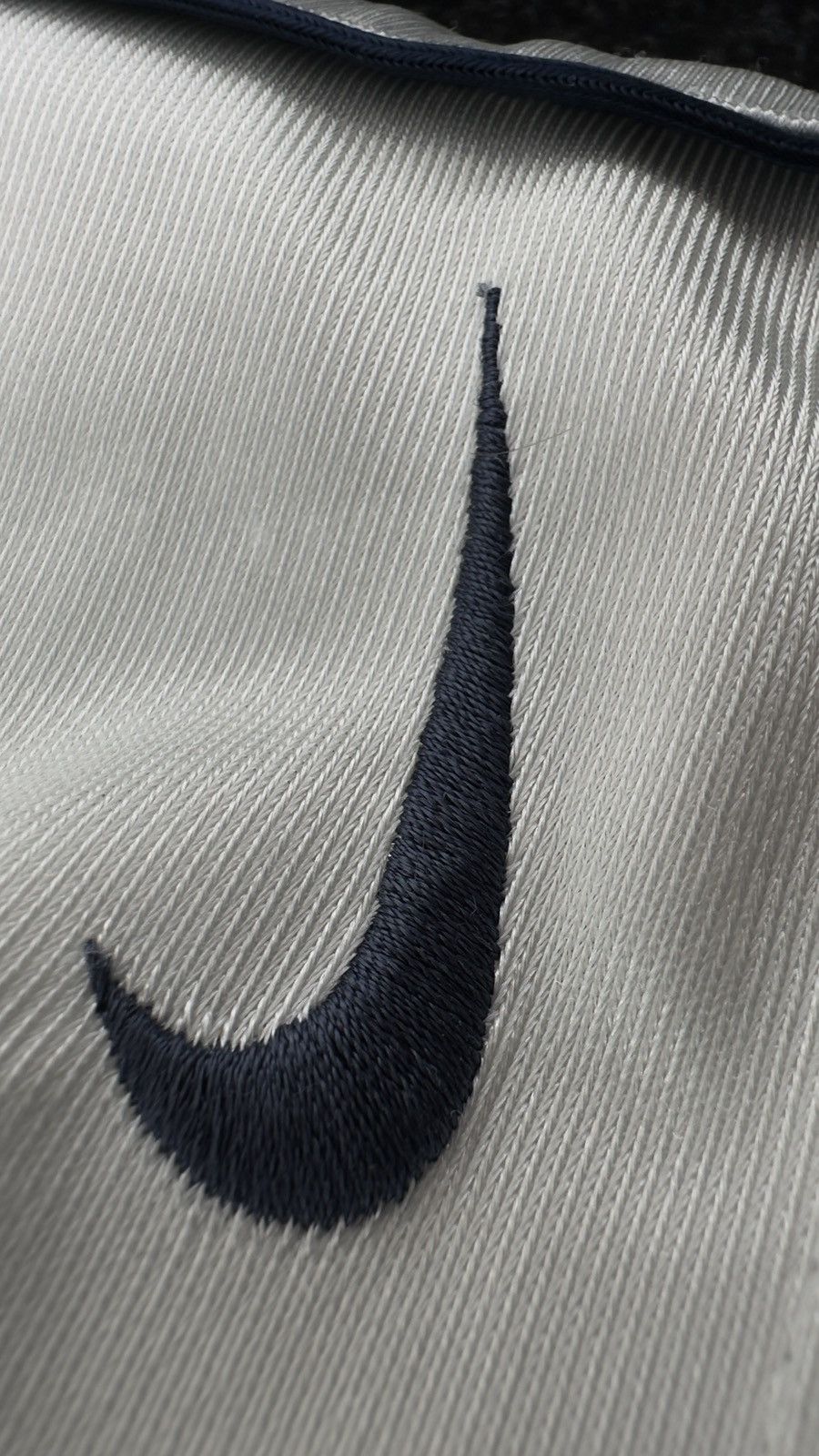 Nike Nike Vintage Silver Running Shorts 90s Y2K Size S Size US 30 / EU 46 - 5 Thumbnail