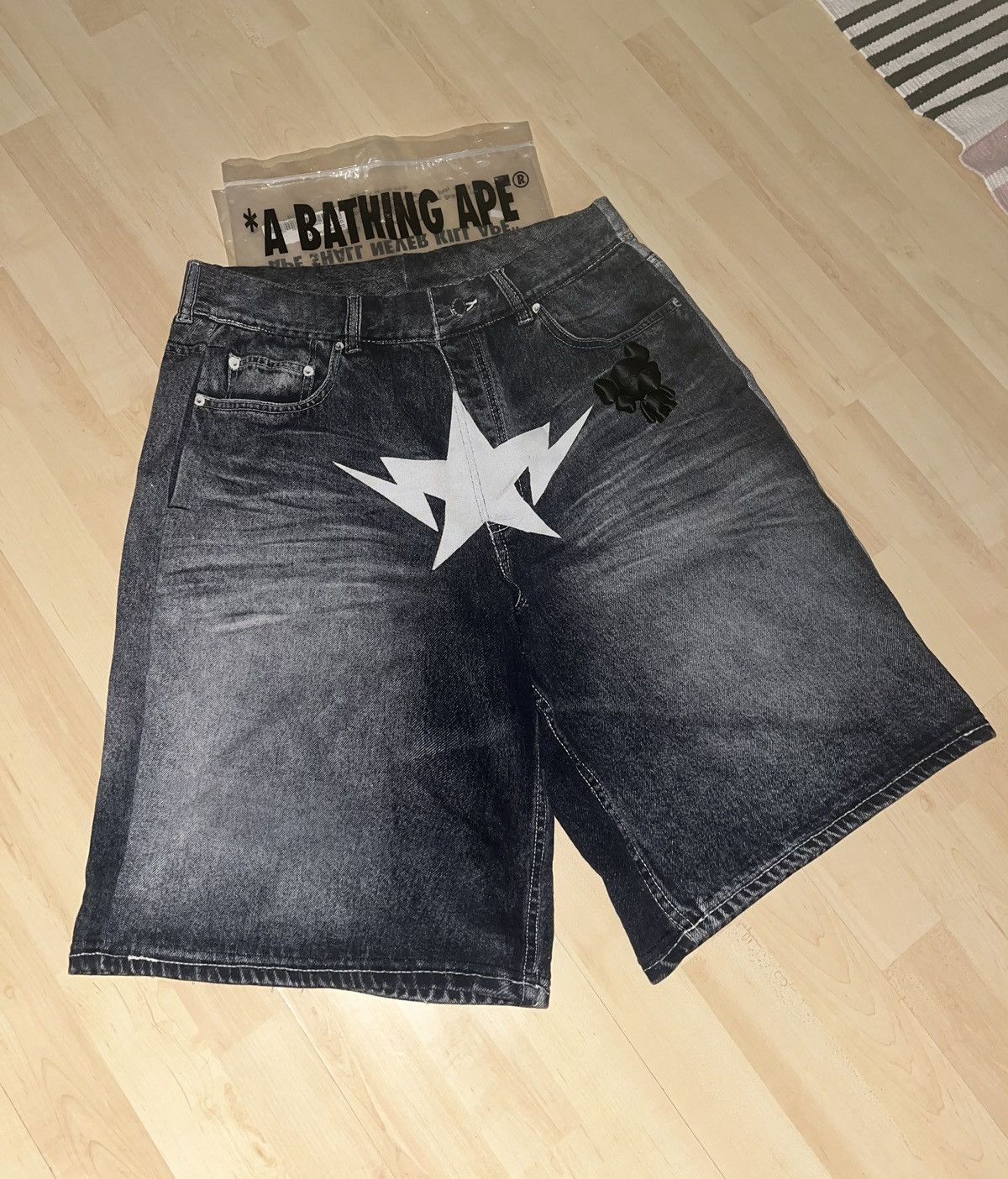 Bape Bape denim logo shorts Size US 36 / EU 52 - 1 Thumbnail