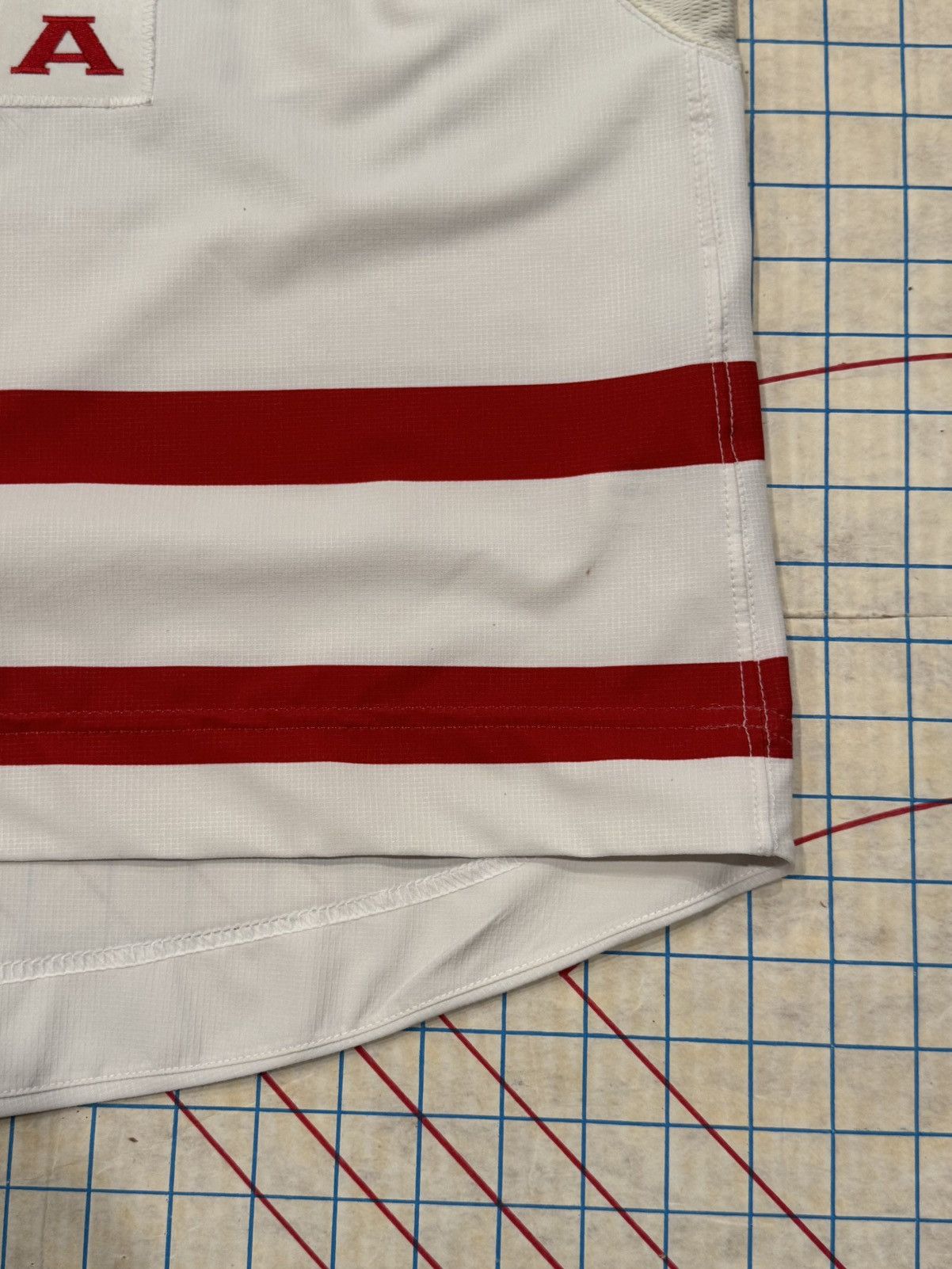 Nike Nike Hockey Canada IIHF Jersey With Fight Strap Size 56 Mens Size US XL / EU 56 / 4 - 5 Thumbnail