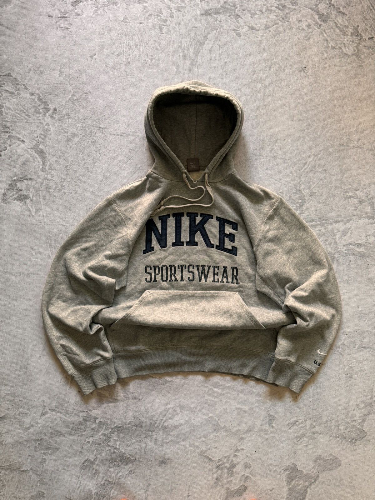 Nike × Vintage NIKE VINTAGE CENTER LOGO OVERSIZE BOXY HOODIE Size US L / EU 52-54 / 3 - 1 Thumbnail