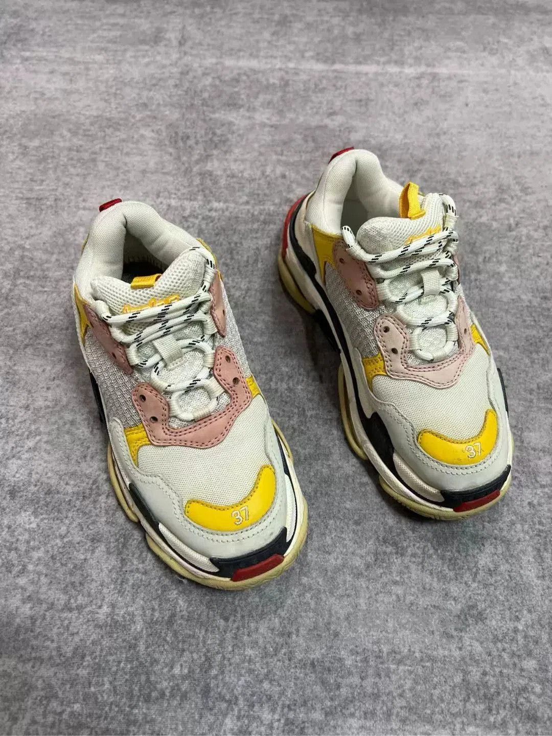Balenciaga Balenciaga Triple S Yellow Sneakers. Size US 6 / IT 36 - 1 Thumbnail