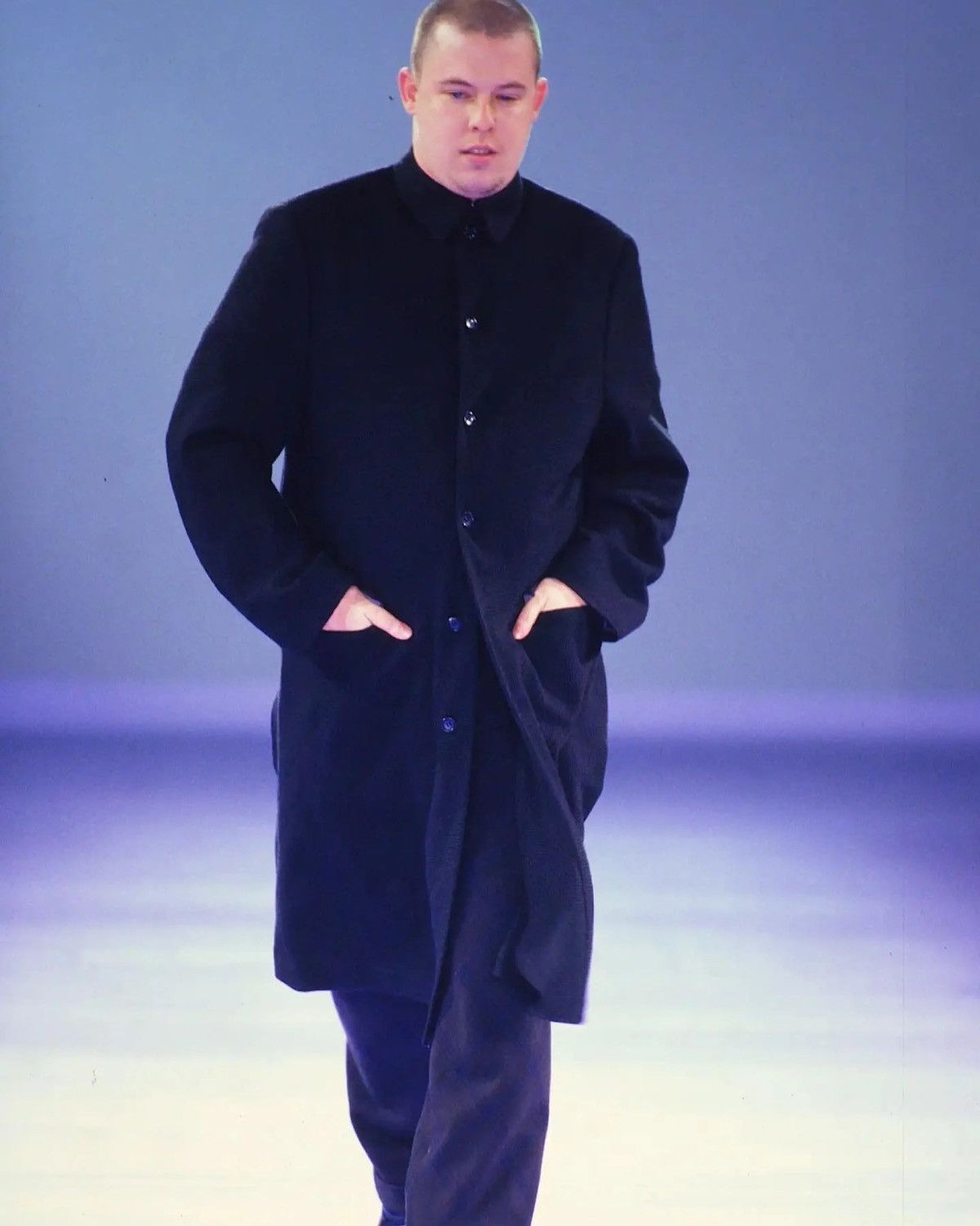 Comme des Garcons Homme Plus A/W 1997 Comme des Garcons Homme Plus McQueen Runway Coat Size US S / EU 44-46 / 1 - 1 Thumbnail