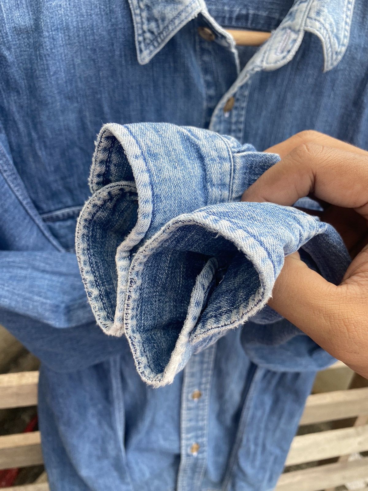 Levi's Vintage Levi's Orange Tab Denim Shirt - size 25” x 28.5” Size US M / EU 48-50 / 2 - 14 Thumbnail