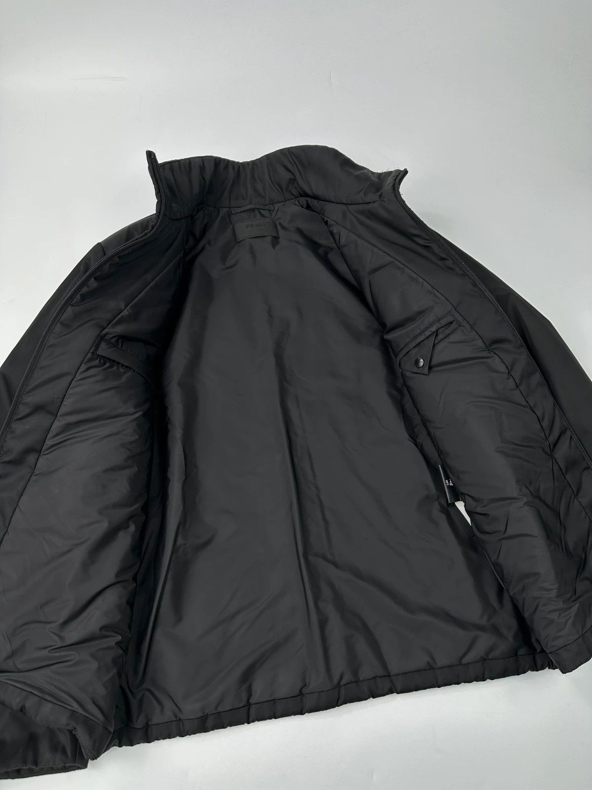 Prada Prada Milano FW2020 Black Padded Re-Nylon Jacket Size US L / EU 52-54 / 3 - 11 Thumbnail