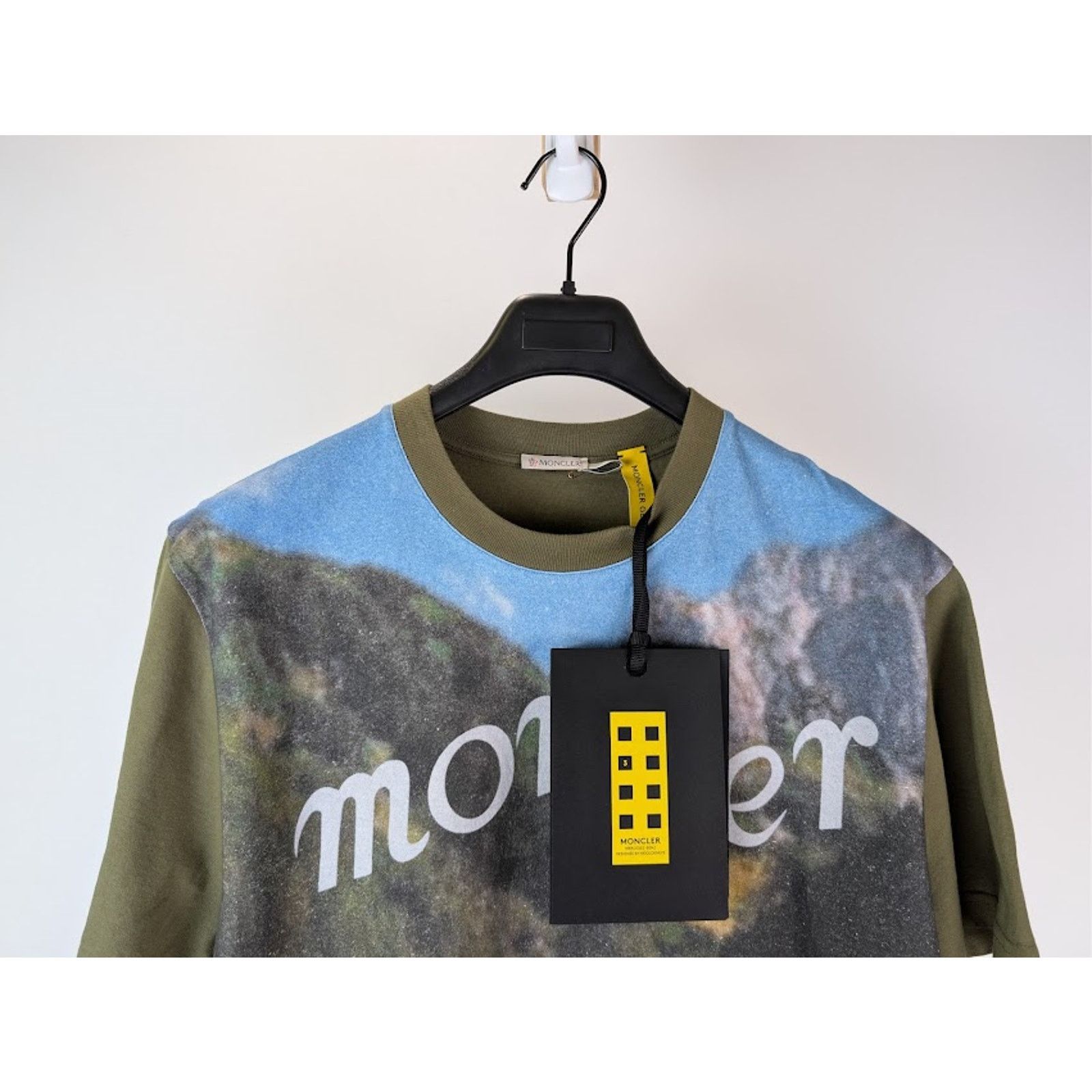 Moncler o1rshd1 Graphic Print Short Sleeve T-Shirt Green / Khaki XL Size US XL / EU 56 / 4 - 3 Thumbnail
