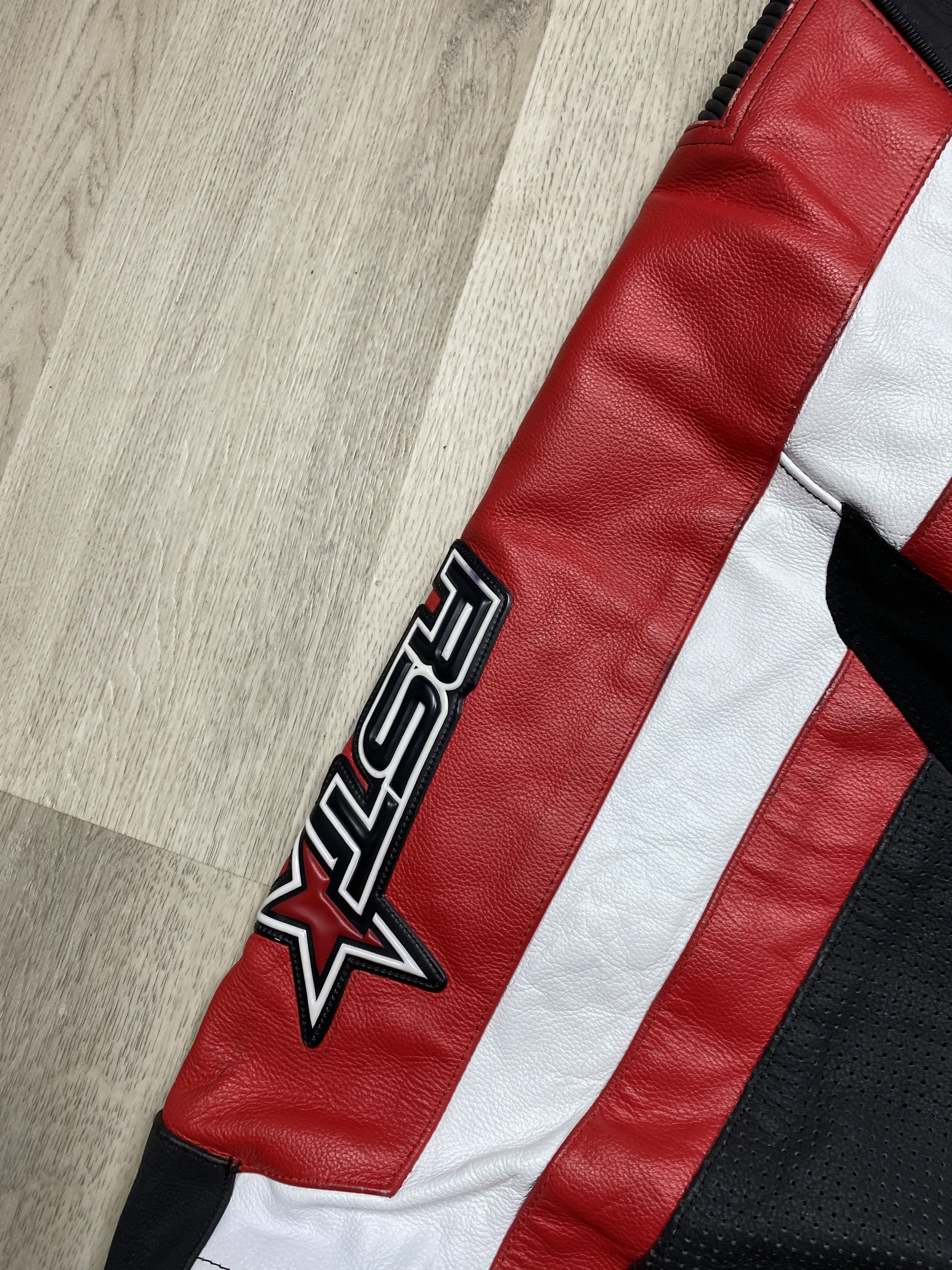 Genuine Leather RST Moto Leather Jacket + Pants Racing Suit Overall Size US M / EU 48-50 / 2 - 21 Thumbnail