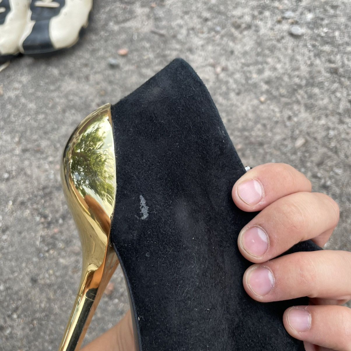 Giuseppe Zanotti Giuseppe Zanotti shoes COLINE JETI HIGH BLAC PUMP GOLD HEELS Size US 7.5 / IT 37.5 - 9 Thumbnail