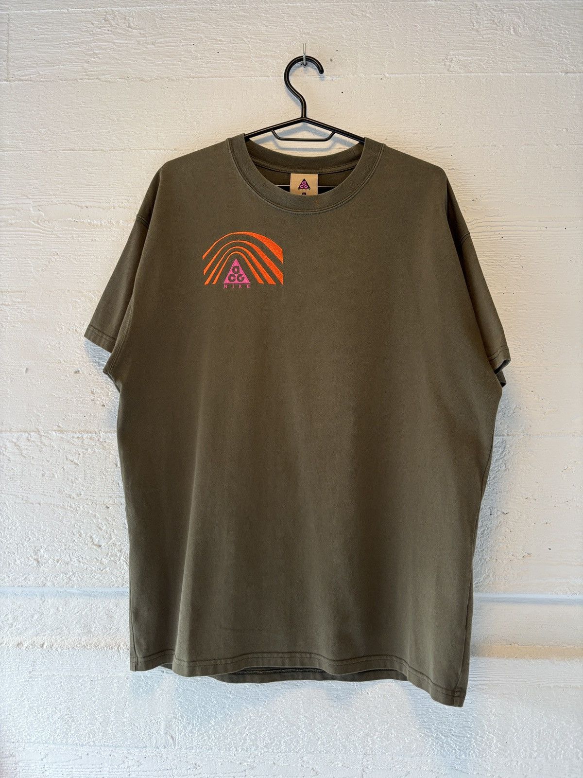Nike ACG Nike ACG Splattered Logo Tee CT4168-325 Green Size M T-Shirt Size US M / EU 48-50 / 2 - 3 Thumbnail