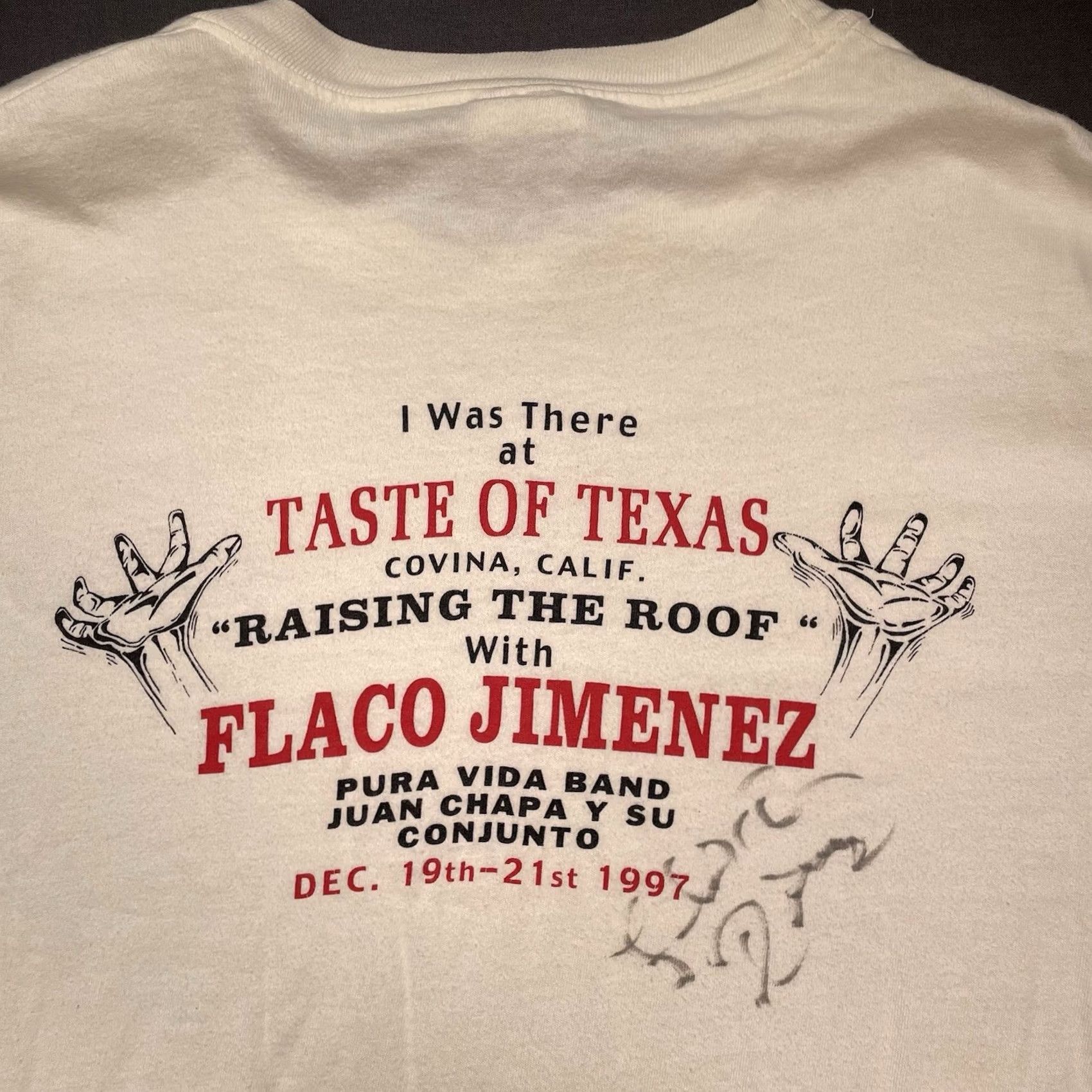 Hanes VINTAGE Flaco Jimenez Shirt Hanes T-Shirt Men’s XL White 1990s Signature Band Pura Vida Taste Of Texas 1997 Signed Size US XL / EU 56 / 4 - 2 Thumbnail
