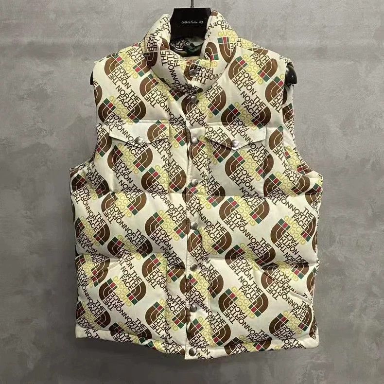 Gucci Gucci The latest full-print logo pattern logo down vest 250 Size US M / EU 48-50 / 2 - 1 Thumbnail