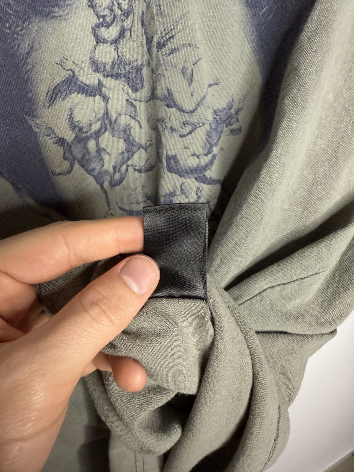 Undercover Undercover Cherub Tee Size US L / EU 52-54 / 3 - 7 Thumbnail